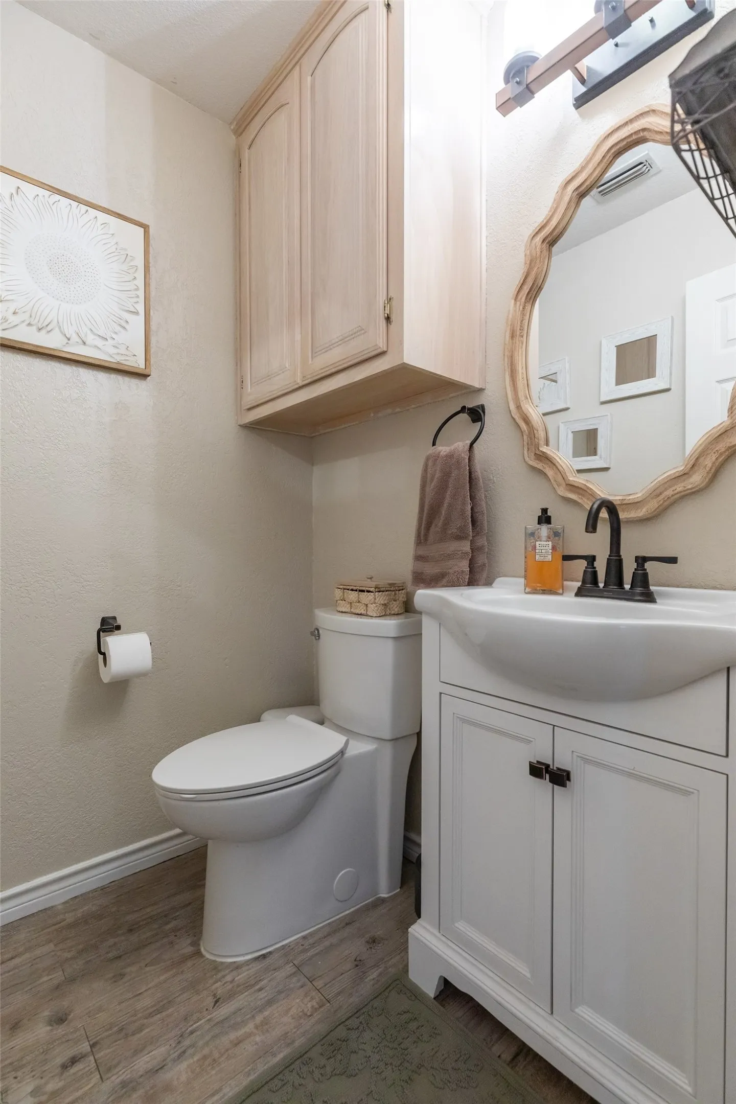 Single Family Residence For Sale in Taylor County , 4317 Dee Ann Court, Abilene, Texas 79606, 4 Bedroom, 3 Bathroom, 2 Garage spaces, 1,987 Sqft, built in 1996, mls#21343444, Real Estate Agent in Abilene, Homes For Sale in Taylor county, Homes For Sale in Abilene, Realtor in Abilene Texas, Real Estate Brokerage Independent Realty Texas, Luminita Cordes Realtor