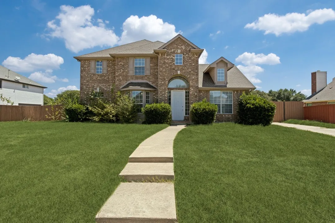 Single Family Residence For Rent in Collin County , 534 Hackberry Drive, Murphy, Texas 75094, 4 Bedroom, 3 Bathroom, 2 Garage spaces, 2,688 Sqft, built in 2001, mls#21364061, Real Estate Agent in Murphy, Homes For Rent in Collin county, Homes For Rent in Murphy, Realtor in Murphy Texas, Real Estate Brokerage Independent Realty Texas, Luminita Cordes Realtor