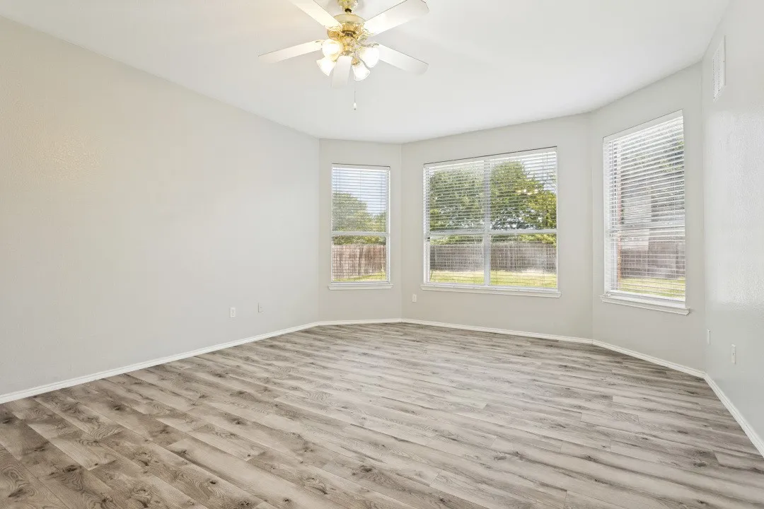 Single Family Residence For Rent in Collin County , 534 Hackberry Drive, Murphy, Texas 75094, 4 Bedroom, 3 Bathroom, 2 Garage spaces, 2,688 Sqft, built in 2001, mls#21364061, Real Estate Agent in Murphy, Homes For Rent in Collin county, Homes For Rent in Murphy, Realtor in Murphy Texas, Real Estate Brokerage Independent Realty Texas, Luminita Cordes Realtor