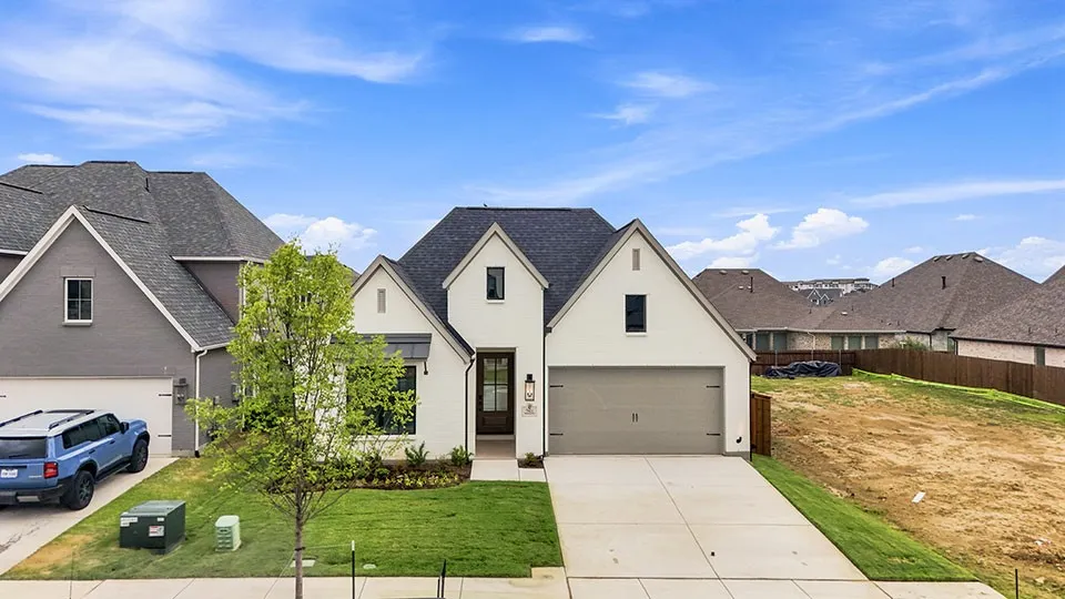 Single Family Residence For Sale in Tarrant County , 7621 Winterbloom Way, Fort Worth, Texas 76123, 3 Bedroom, 2 Bathroom, 2 Garage spaces, 2,091 Sqft, built in 2026, mls#21368636, Real Estate Agent in Fort Worth, Homes For Sale in Tarrant county, Homes For Sale in Fort Worth, Realtor in Fort Worth Texas, Real Estate Brokerage Independent Realty Texas, Luminita Cordes Realtor