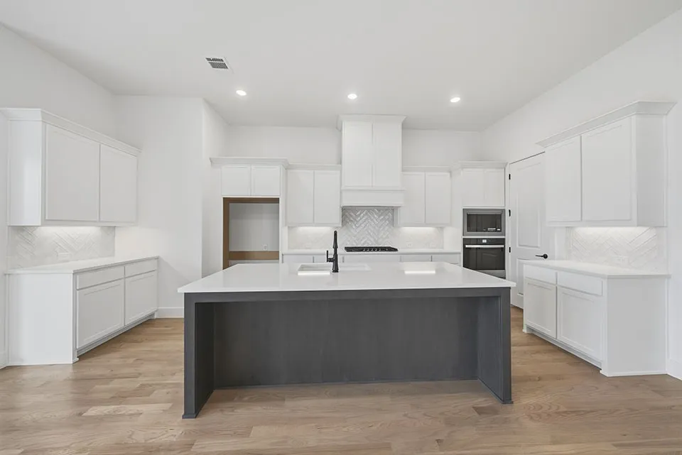Single Family Residence For Sale in Tarrant County , 7621 Winterbloom Way, Fort Worth, Texas 76123, 3 Bedroom, 2 Bathroom, 2 Garage spaces, 2,091 Sqft, built in 2026, mls#21368636, Real Estate Agent in Fort Worth, Homes For Sale in Tarrant county, Homes For Sale in Fort Worth, Realtor in Fort Worth Texas, Real Estate Brokerage Independent Realty Texas, Luminita Cordes Realtor