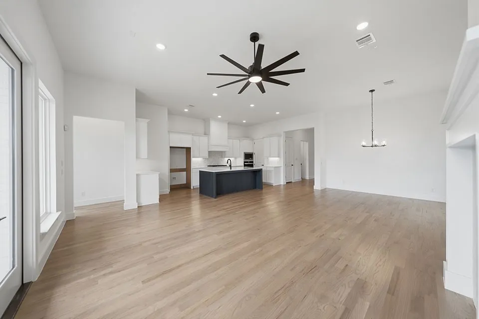 Single Family Residence For Sale in Tarrant County , 7621 Winterbloom Way, Fort Worth, Texas 76123, 3 Bedroom, 2 Bathroom, 2 Garage spaces, 2,091 Sqft, built in 2026, mls#21368636, Real Estate Agent in Fort Worth, Homes For Sale in Tarrant county, Homes For Sale in Fort Worth, Realtor in Fort Worth Texas, Real Estate Brokerage Independent Realty Texas, Luminita Cordes Realtor