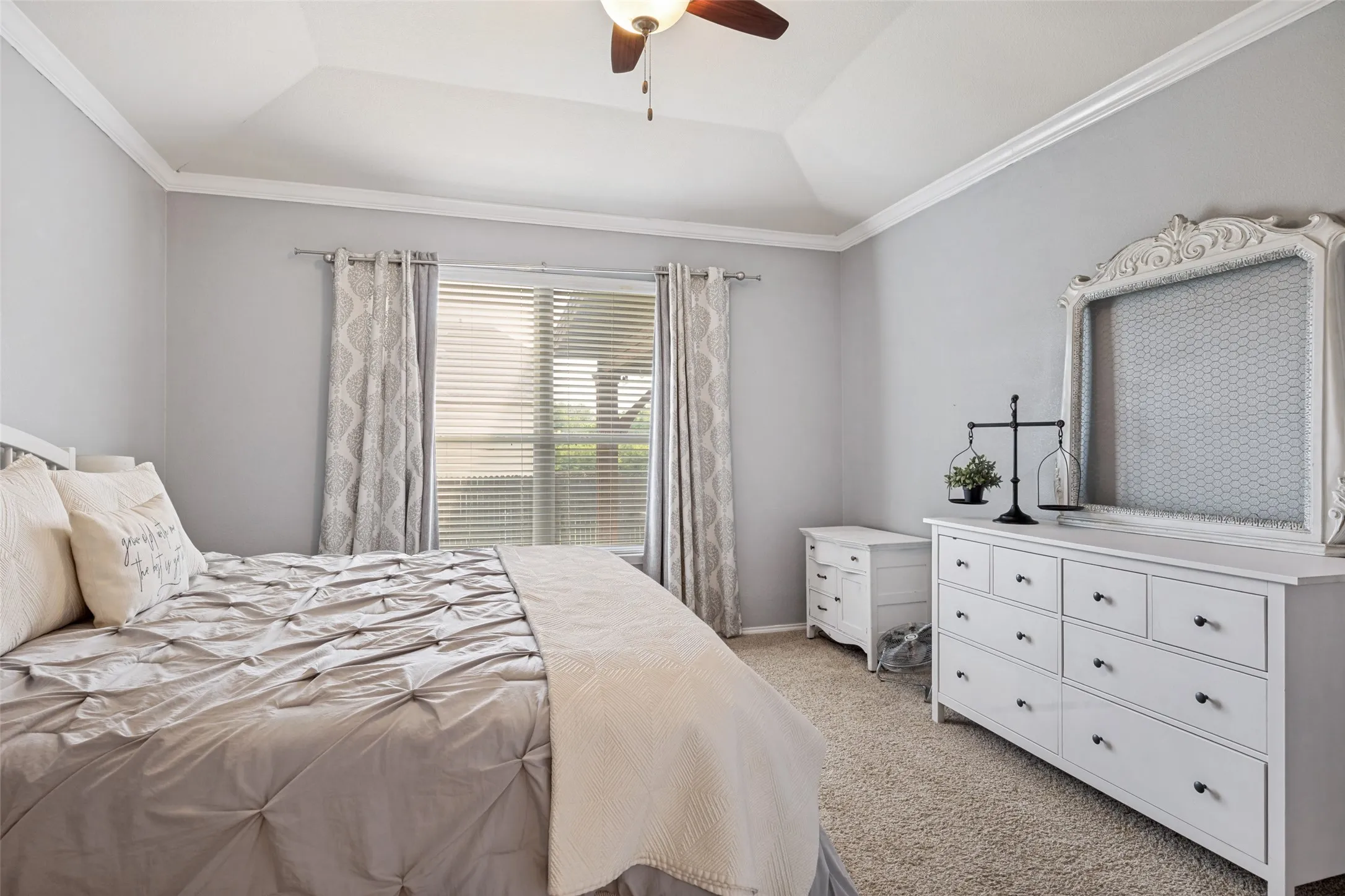 Single Family Residence For Sale in Collin County , 1500 Canyon Creek Road, Wylie, Texas 75098, 4 Bedroom, 3 Bathroom, 2 Garage spaces, 2,586 Sqft, built in 2013, mls#21368629, Real Estate Agent in Wylie, Homes For Sale in Collin county, Homes For Sale in Wylie, Realtor in Wylie Texas, Real Estate Brokerage Independent Realty Texas, Luminita Cordes Realtor