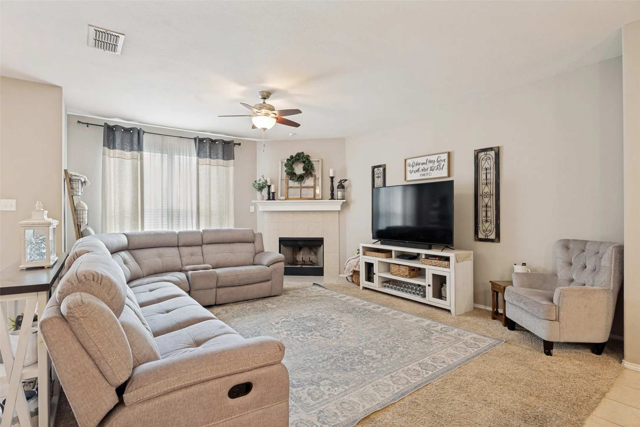 Single Family Residence For Sale in Collin County , 1500 Canyon Creek Road, Wylie, Texas 75098, 4 Bedroom, 3 Bathroom, 2 Garage spaces, 2,586 Sqft, built in 2013, mls#21368629, Real Estate Agent in Wylie, Homes For Sale in Collin county, Homes For Sale in Wylie, Realtor in Wylie Texas, Real Estate Brokerage Independent Realty Texas, Luminita Cordes Realtor