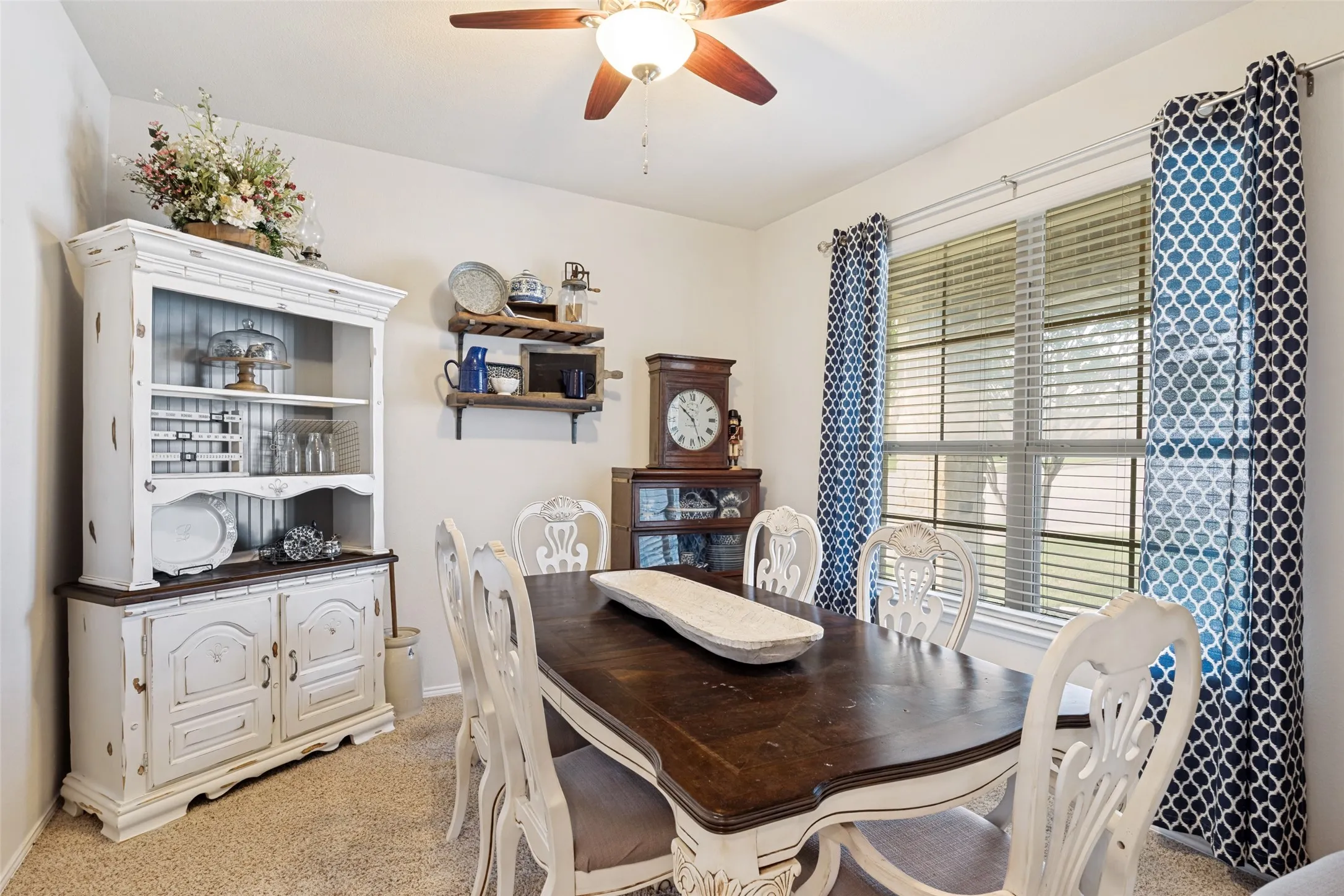Single Family Residence For Sale in Collin County , 1500 Canyon Creek Road, Wylie, Texas 75098, 4 Bedroom, 3 Bathroom, 2 Garage spaces, 2,586 Sqft, built in 2013, mls#21368629, Real Estate Agent in Wylie, Homes For Sale in Collin county, Homes For Sale in Wylie, Realtor in Wylie Texas, Real Estate Brokerage Independent Realty Texas, Luminita Cordes Realtor