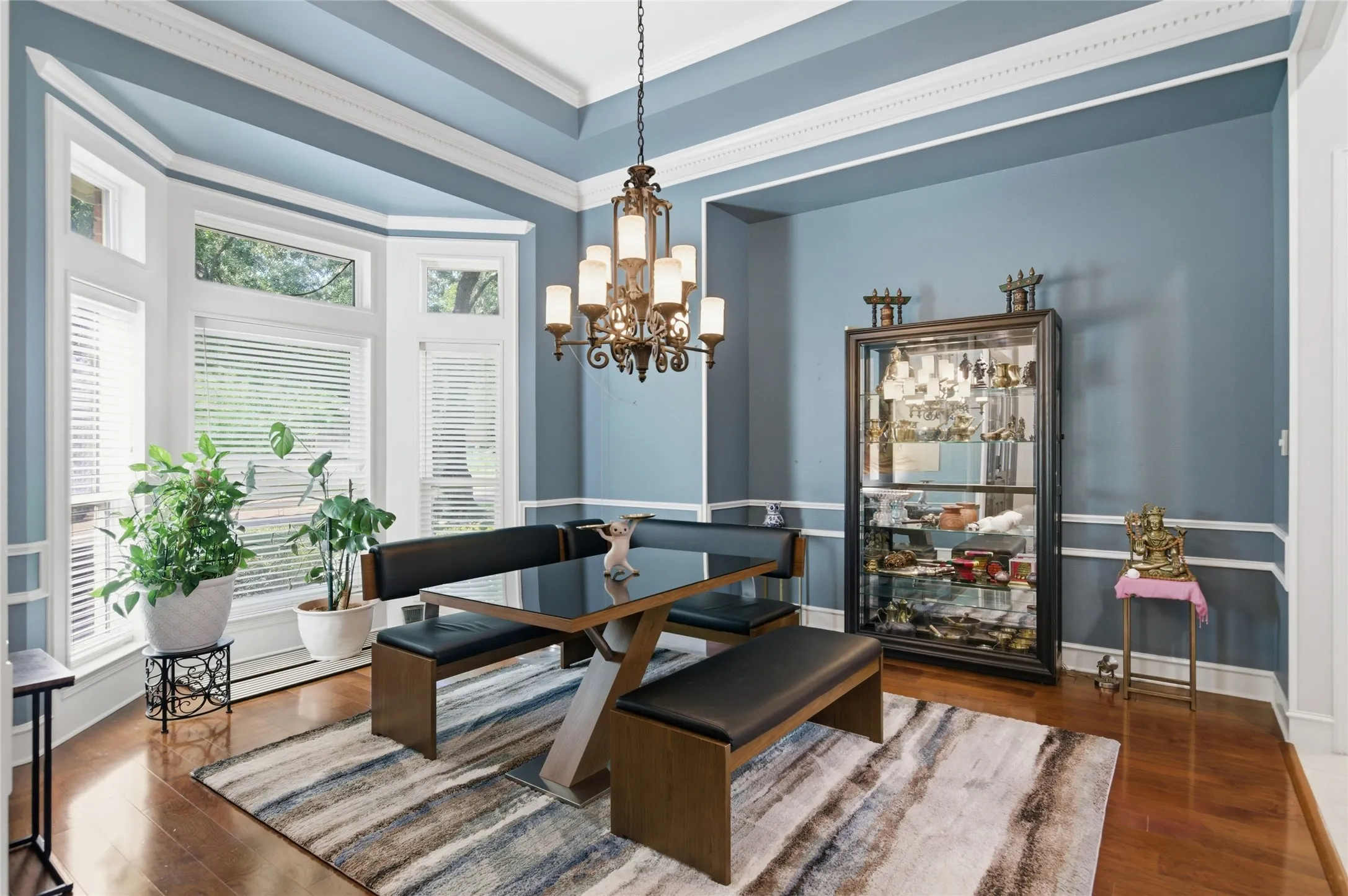 Single Family Residence For Sale in Tarrant County , 2702 Cottonwood Lane, Colleyville, Texas 76034, 5 Bedroom, 5 Bathroom, 3 Garage spaces, 4,364 Sqft, built in 1990, mls#21368641, Real Estate Agent in Colleyville, Homes For Sale in Tarrant county, Homes For Sale in Colleyville, Realtor in Colleyville Texas, Real Estate Brokerage Independent Realty Texas, Luminita Cordes Realtor