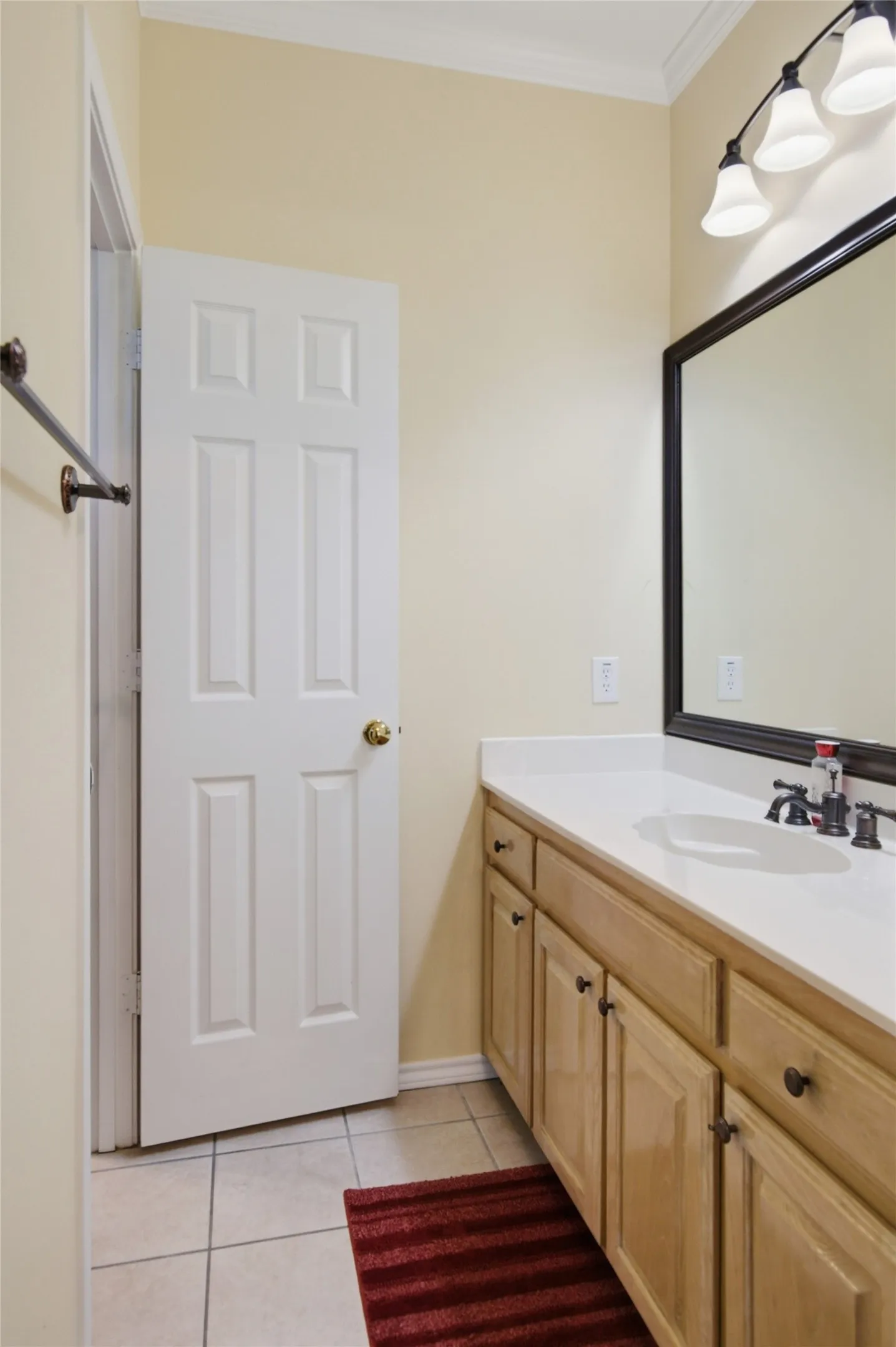 Single Family Residence For Sale in Tarrant County , 2702 Cottonwood Lane, Colleyville, Texas 76034, 5 Bedroom, 5 Bathroom, 3 Garage spaces, 4,364 Sqft, built in 1990, mls#21368641, Real Estate Agent in Colleyville, Homes For Sale in Tarrant county, Homes For Sale in Colleyville, Realtor in Colleyville Texas, Real Estate Brokerage Independent Realty Texas, Luminita Cordes Realtor