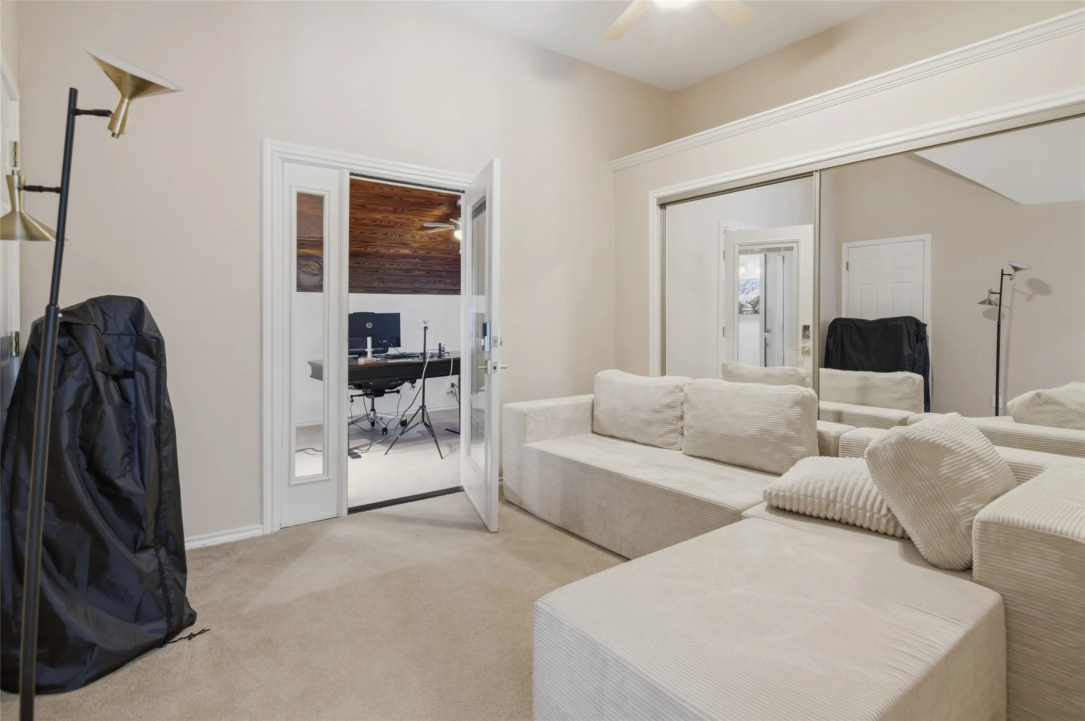 Single Family Residence For Sale in Tarrant County , 2702 Cottonwood Lane, Colleyville, Texas 76034, 5 Bedroom, 5 Bathroom, 3 Garage spaces, 4,364 Sqft, built in 1990, mls#21368641, Real Estate Agent in Colleyville, Homes For Sale in Tarrant county, Homes For Sale in Colleyville, Realtor in Colleyville Texas, Real Estate Brokerage Independent Realty Texas, Luminita Cordes Realtor