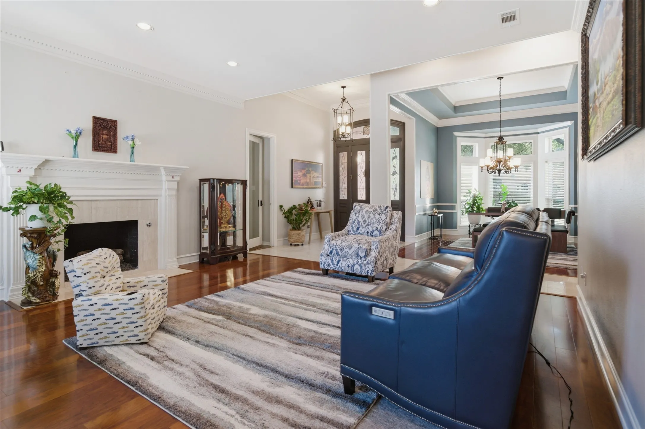 Single Family Residence For Sale in Tarrant County , 2702 Cottonwood Lane, Colleyville, Texas 76034, 5 Bedroom, 5 Bathroom, 3 Garage spaces, 4,364 Sqft, built in 1990, mls#21368641, Real Estate Agent in Colleyville, Homes For Sale in Tarrant county, Homes For Sale in Colleyville, Realtor in Colleyville Texas, Real Estate Brokerage Independent Realty Texas, Luminita Cordes Realtor