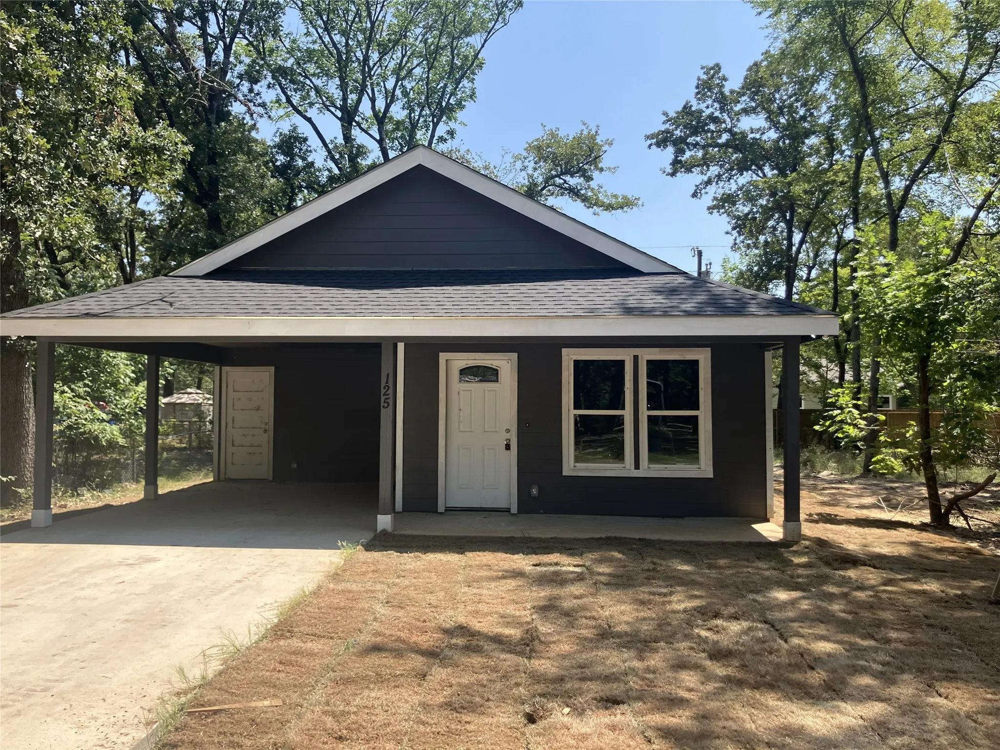 Single Family Residence For Rent in Henderson County , 125 Pawnee Trail, Mabank, Texas 75156, 3 Bedroom, 2 Bathroom, Garage spaces, 1,200 Sqft, built in 2026, mls#21368645, Real Estate Agent in Mabank, Homes For Rent in Henderson county, Homes For Rent in Mabank, Realtor in Mabank Texas, Real Estate Brokerage Independent Realty Texas, Luminita Cordes Realtor