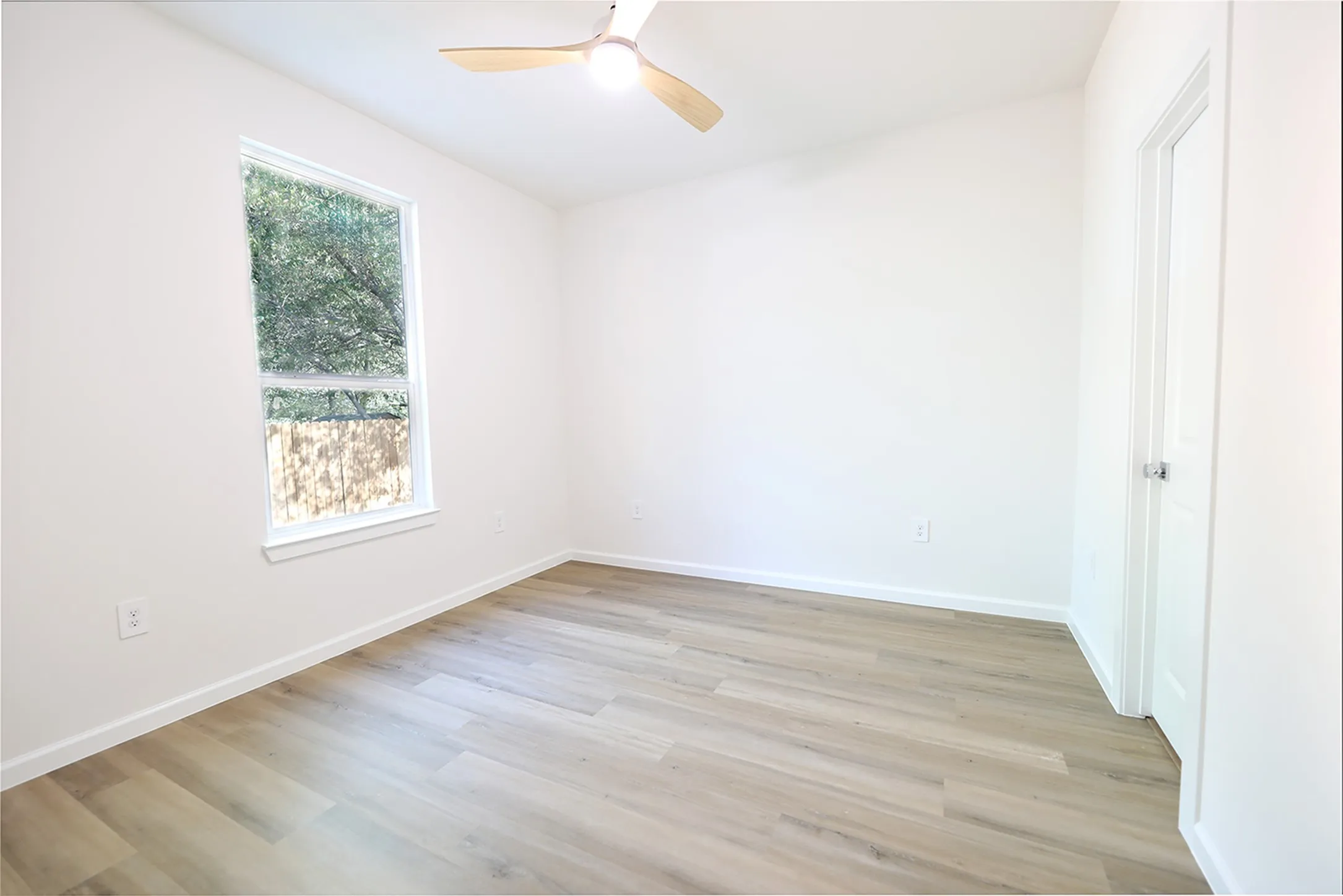 Single Family Residence For Sale in Montague County , 202 Strong Street, Bowie, Texas 76230, 3 Bedroom, 3 Bathroom, Garage spaces, 1,800 Sqft, built in 2026, mls#21368028, Real Estate Agent in Bowie, Homes For Sale in Montague county, Homes For Sale in Bowie, Realtor in Bowie Texas, Real Estate Brokerage Independent Realty Texas, Luminita Cordes Realtor