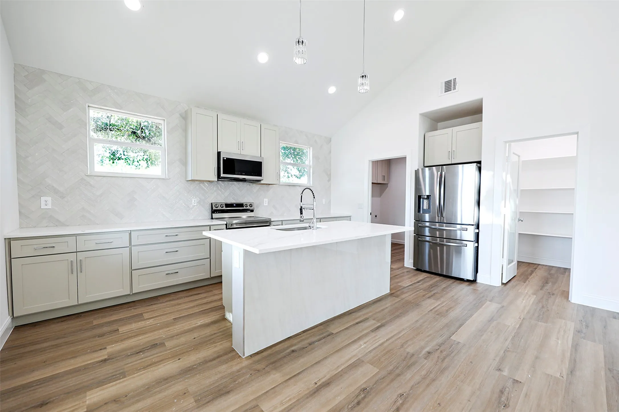 Single Family Residence For Sale in Montague County , 202 Strong Street, Bowie, Texas 76230, 3 Bedroom, 3 Bathroom, Garage spaces, 1,800 Sqft, built in 2026, mls#21368028, Real Estate Agent in Bowie, Homes For Sale in Montague county, Homes For Sale in Bowie, Realtor in Bowie Texas, Real Estate Brokerage Independent Realty Texas, Luminita Cordes Realtor