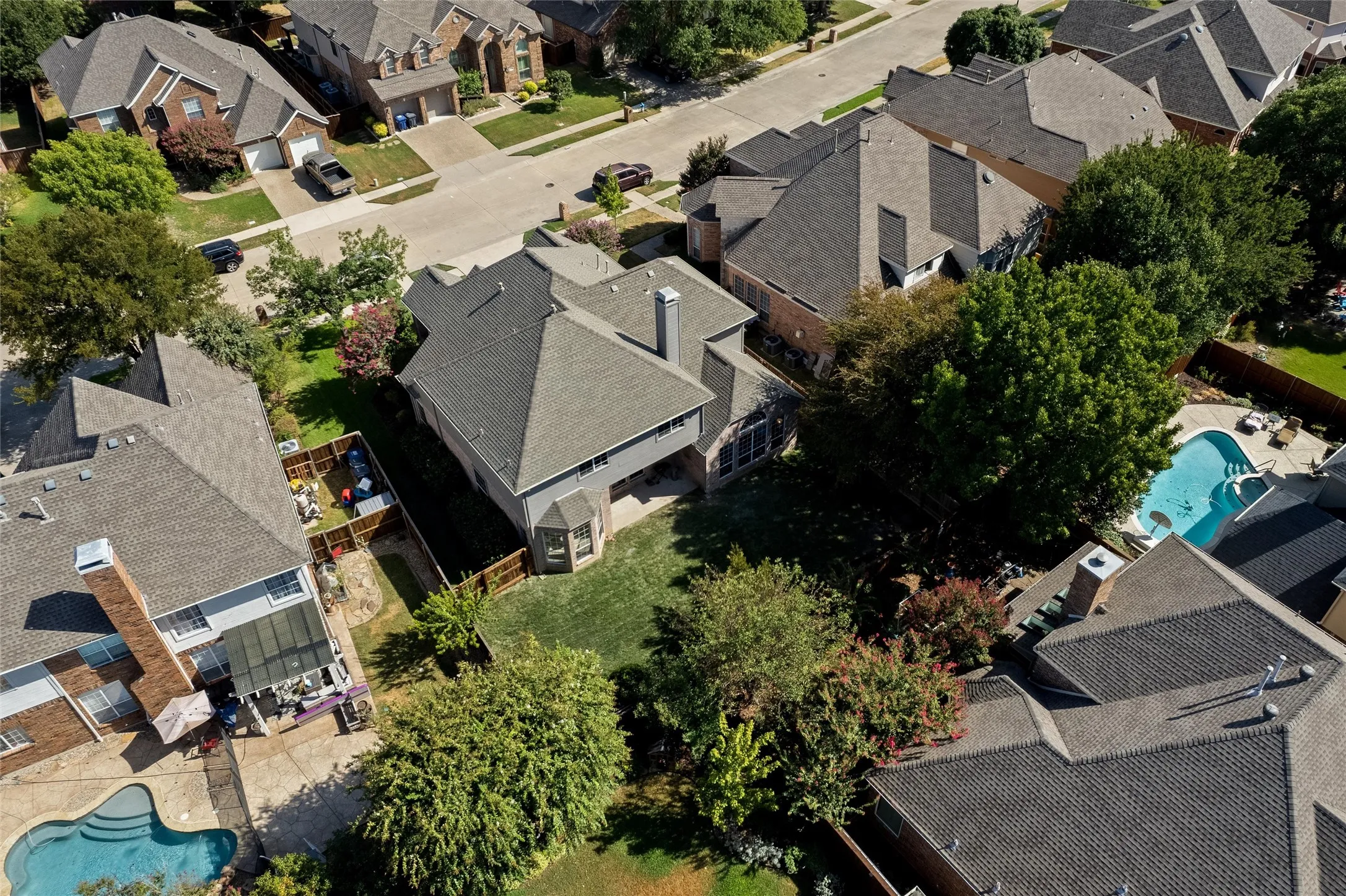 Single Family Residence For Sale in Collin County , 1608 Crown Point Road, Mc Kinney, Texas 75072, 5 Bedroom, 4 Bathroom, 2 Garage spaces, 3,306 Sqft, built in 1997, mls#21368654, Real Estate Agent in Mc Kinney, Homes For Sale in Collin county, Homes For Sale in Mc Kinney, Realtor in Mc Kinney Texas, Real Estate Brokerage Independent Realty Texas, Luminita Cordes Realtor