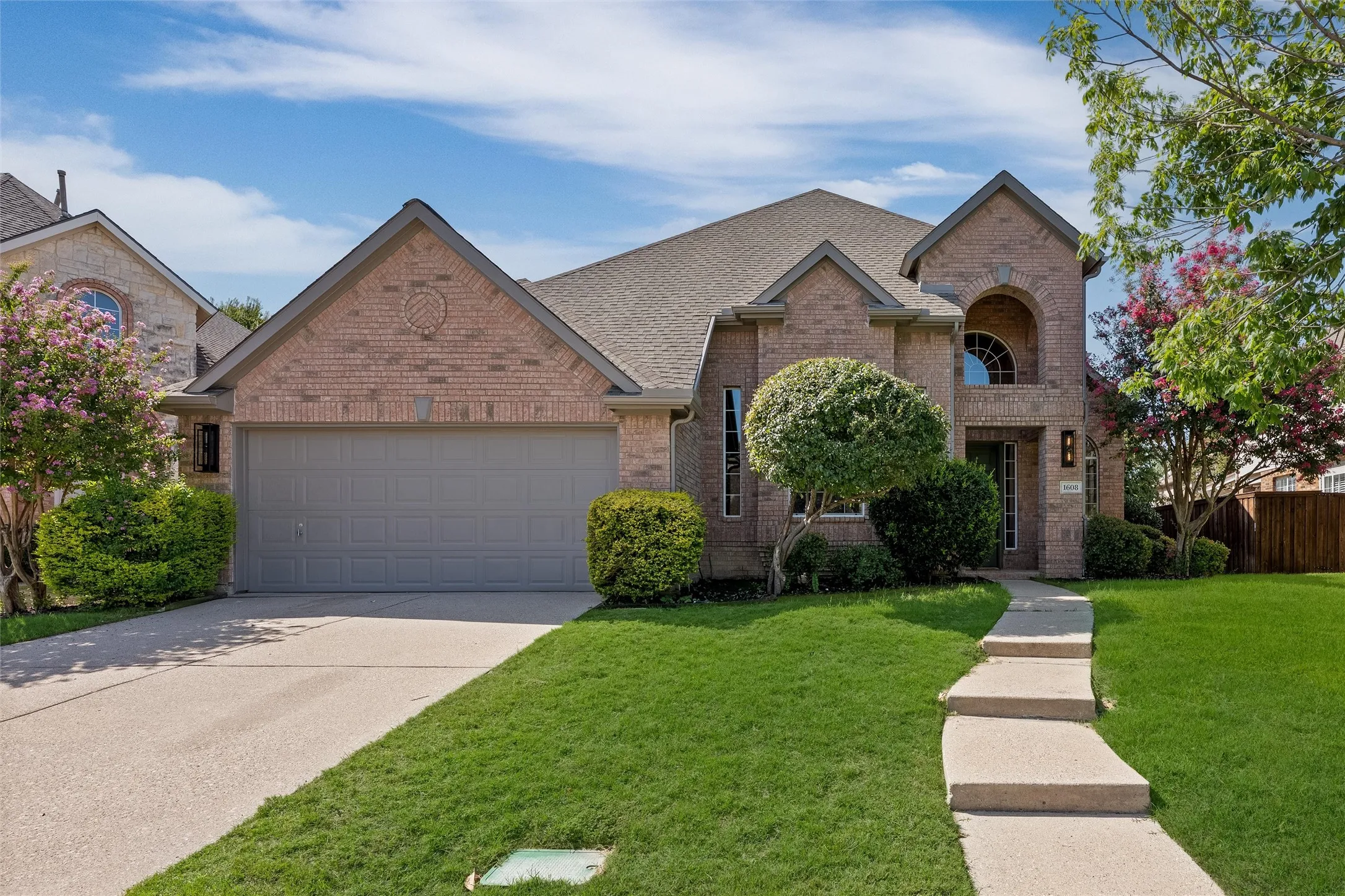 Single Family Residence For Sale in Collin County , 1608 Crown Point Road, Mc Kinney, Texas 75072, 5 Bedroom, 4 Bathroom, 2 Garage spaces, 3,306 Sqft, built in 1997, mls#21368654, Real Estate Agent in Mc Kinney, Homes For Sale in Collin county, Homes For Sale in Mc Kinney, Realtor in Mc Kinney Texas, Real Estate Brokerage Independent Realty Texas, Luminita Cordes Realtor