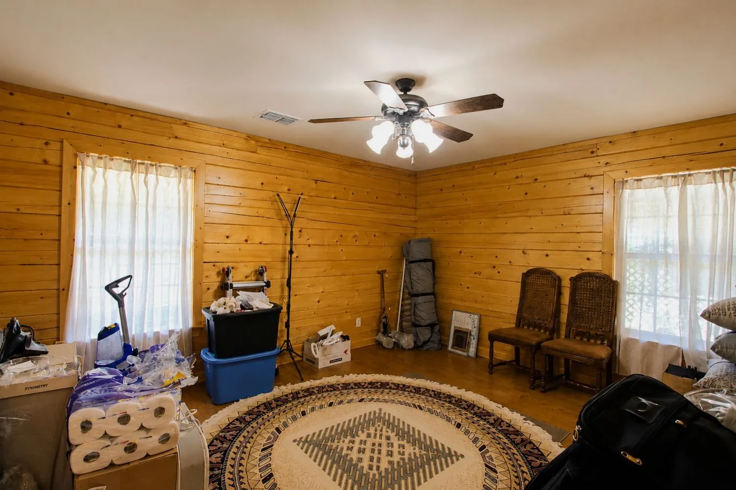 Farm For Sale in Upshur County , 216 PR 3463, Gladewater, Texas 75647, 3 Bedroom, 2 Bathroom, Garage spaces, 2,195 Sqft, built in 2009, mls#21368051, Real Estate Agent in Gladewater, Homes For Sale in Upshur county, Homes For Sale in Gladewater, Realtor in Gladewater Texas, Real Estate Brokerage Independent Realty Texas, Luminita Cordes Realtor