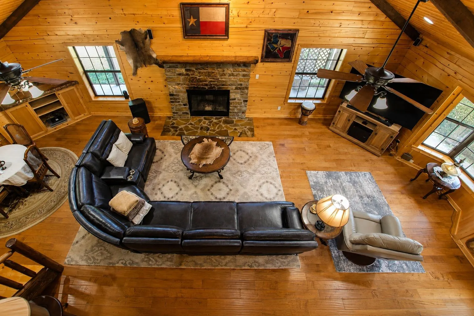 Farm For Sale in Upshur County , 216 PR 3463, Gladewater, Texas 75647, 3 Bedroom, 2 Bathroom, Garage spaces, 2,195 Sqft, built in 2009, mls#21368051, Real Estate Agent in Gladewater, Homes For Sale in Upshur county, Homes For Sale in Gladewater, Realtor in Gladewater Texas, Real Estate Brokerage Independent Realty Texas, Luminita Cordes Realtor
