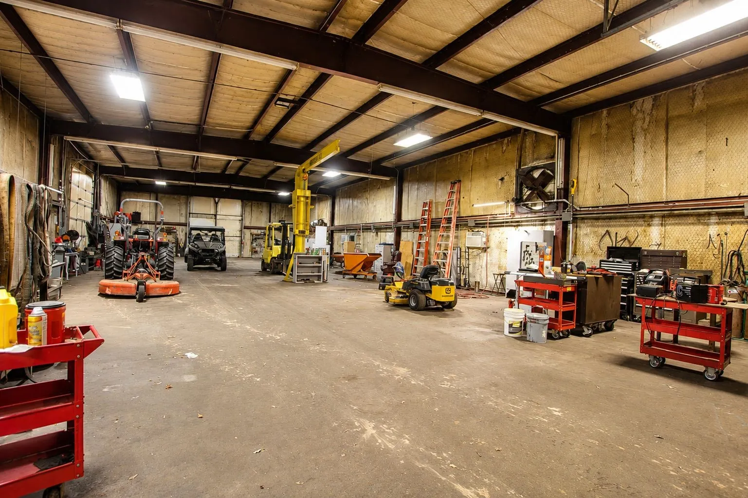 Farm For Sale in Upshur County , 216 PR 3463, Gladewater, Texas 75647, 3 Bedroom, 2 Bathroom, Garage spaces, 2,195 Sqft, built in 2009, mls#21368051, Real Estate Agent in Gladewater, Homes For Sale in Upshur county, Homes For Sale in Gladewater, Realtor in Gladewater Texas, Real Estate Brokerage Independent Realty Texas, Luminita Cordes Realtor