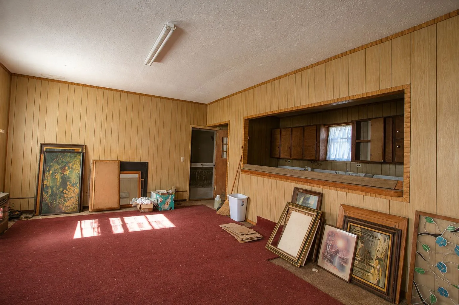 Farm For Sale in Upshur County , 216 PR 3463, Gladewater, Texas 75647, 3 Bedroom, 2 Bathroom, Garage spaces, 2,195 Sqft, built in 2009, mls#21368051, Real Estate Agent in Gladewater, Homes For Sale in Upshur county, Homes For Sale in Gladewater, Realtor in Gladewater Texas, Real Estate Brokerage Independent Realty Texas, Luminita Cordes Realtor