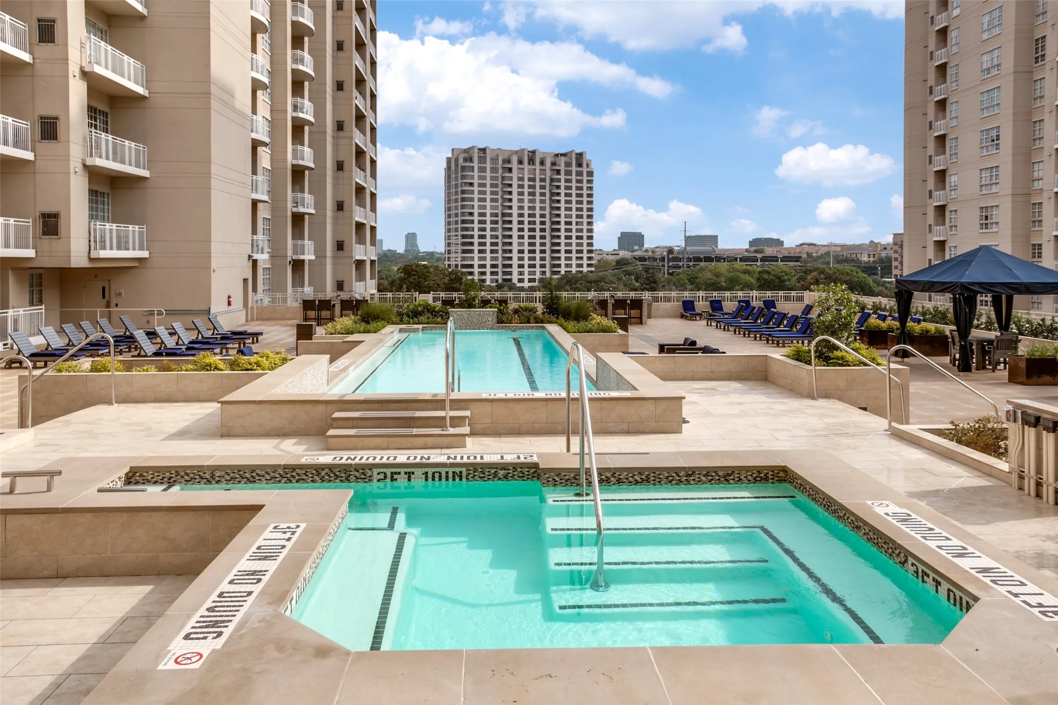 Condominium For Sale in Dallas County , 3225 Turtle Creek Boulevard 709, Dallas, Texas 75219, 2 Bedroom, 2 Bathroom, 2 Garage spaces, 1,242 Sqft, built in 1998, mls#21361757, Real Estate Agent in Dallas, Homes For Sale in Dallas county, Homes For Sale in Dallas, Realtor in Dallas Texas, Real Estate Brokerage Independent Realty Texas, Luminita Cordes Realtor