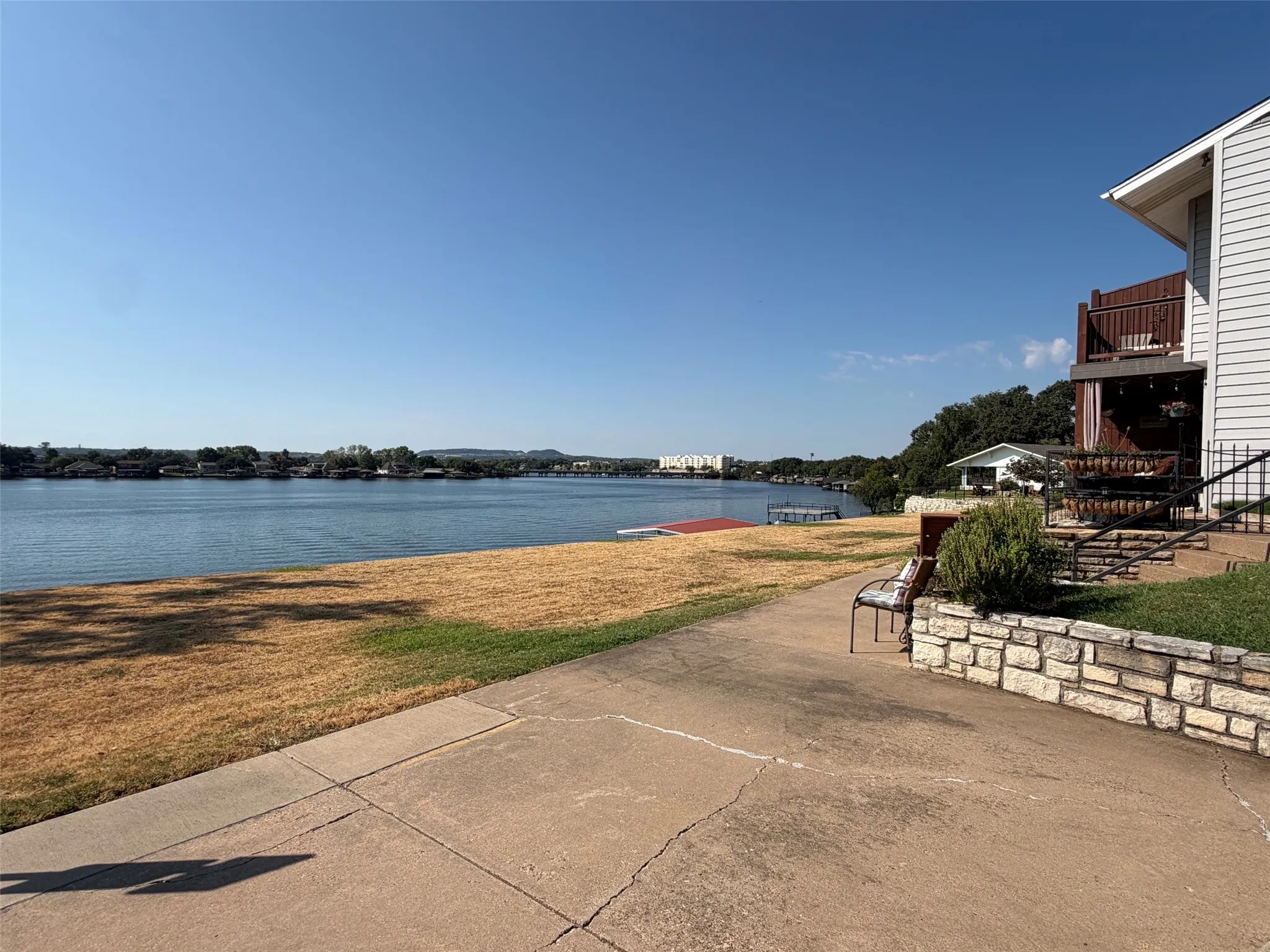Apartment For Rent in Hood County , 105 W Doyle #20 Street, Granbury, Texas 76048, 2 Bedroom, 1 Bathroom, Garage spaces, 980 Sqft, built in 1974, mls#21368668, Real Estate Agent in Granbury, Homes For Rent in Hood county, Homes For Rent in Granbury, Realtor in Granbury Texas, Real Estate Brokerage Independent Realty Texas, Luminita Cordes Realtor