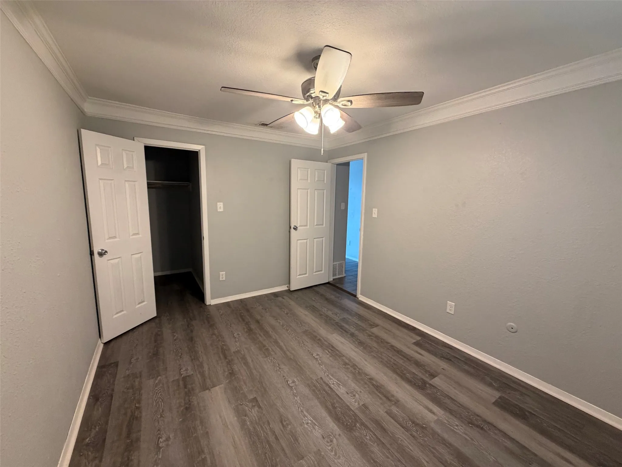 Apartment For Rent in Hood County , 105 W Doyle #20 Street, Granbury, Texas 76048, 2 Bedroom, 1 Bathroom, Garage spaces, 980 Sqft, built in 1974, mls#21368668, Real Estate Agent in Granbury, Homes For Rent in Hood county, Homes For Rent in Granbury, Realtor in Granbury Texas, Real Estate Brokerage Independent Realty Texas, Luminita Cordes Realtor