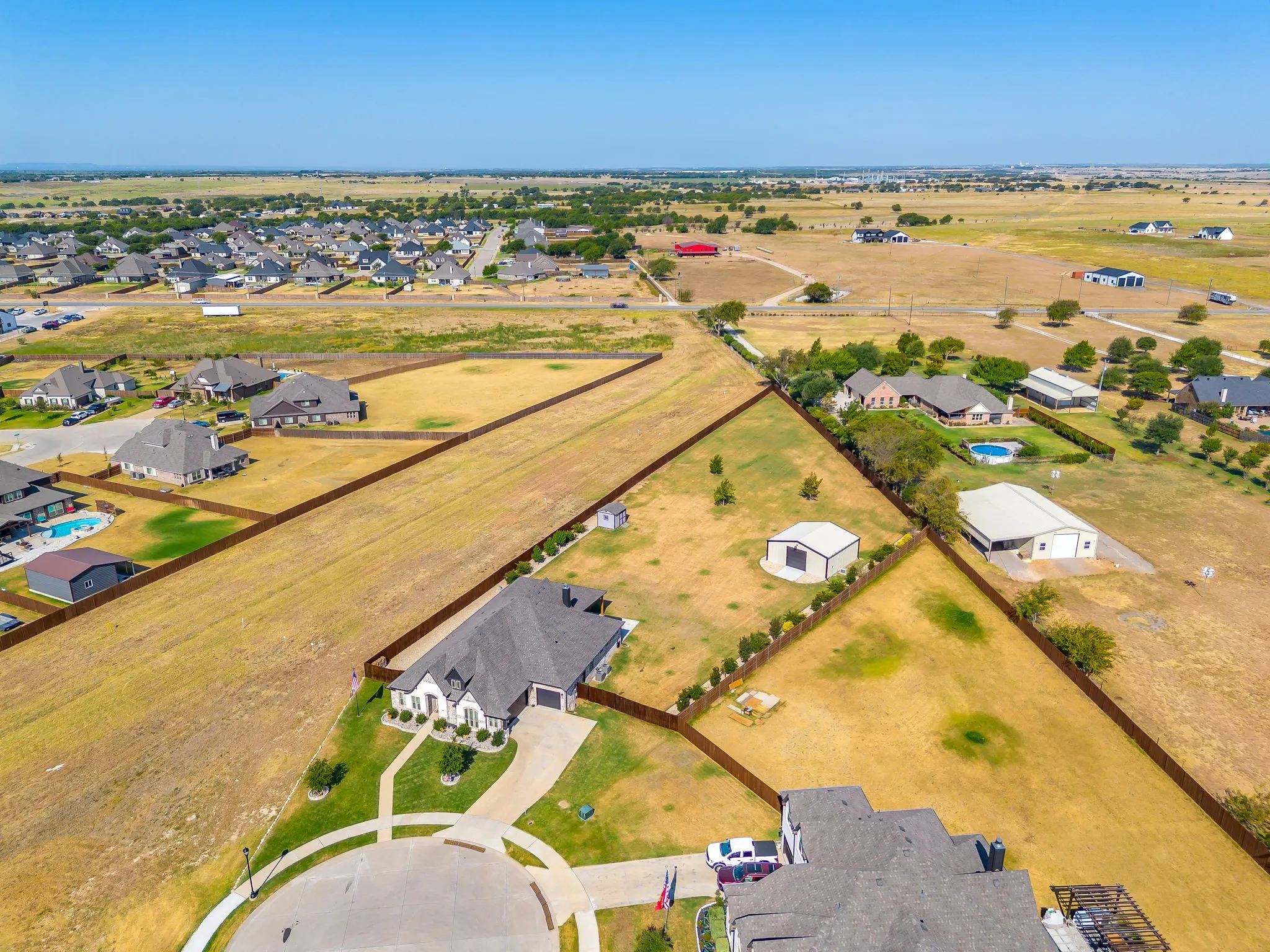 Single Family Residence For Sale in Johnson County , 340 Trail Dust Drive, Godley, Texas 76044, 4 Bedroom, 3 Bathroom, 3 Garage spaces, 2,782 Sqft, built in 2023, mls#21367933, Real Estate Agent in Godley, Homes For Sale in Johnson county, Homes For Sale in Godley, Realtor in Godley Texas, Real Estate Brokerage Independent Realty Texas, Luminita Cordes Realtor