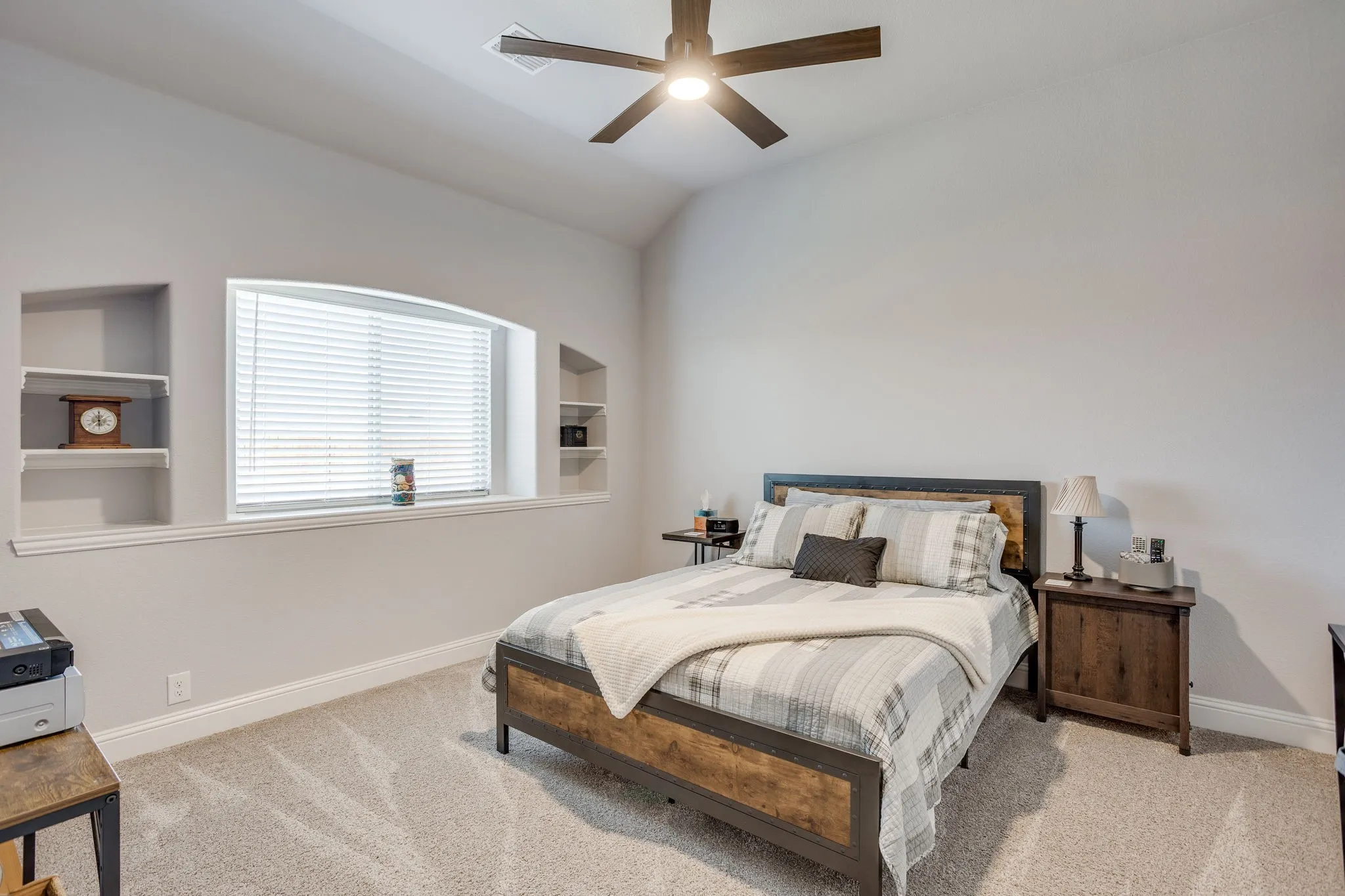 Single Family Residence For Sale in Johnson County , 340 Trail Dust Drive, Godley, Texas 76044, 4 Bedroom, 3 Bathroom, 3 Garage spaces, 2,782 Sqft, built in 2023, mls#21367933, Real Estate Agent in Godley, Homes For Sale in Johnson county, Homes For Sale in Godley, Realtor in Godley Texas, Real Estate Brokerage Independent Realty Texas, Luminita Cordes Realtor