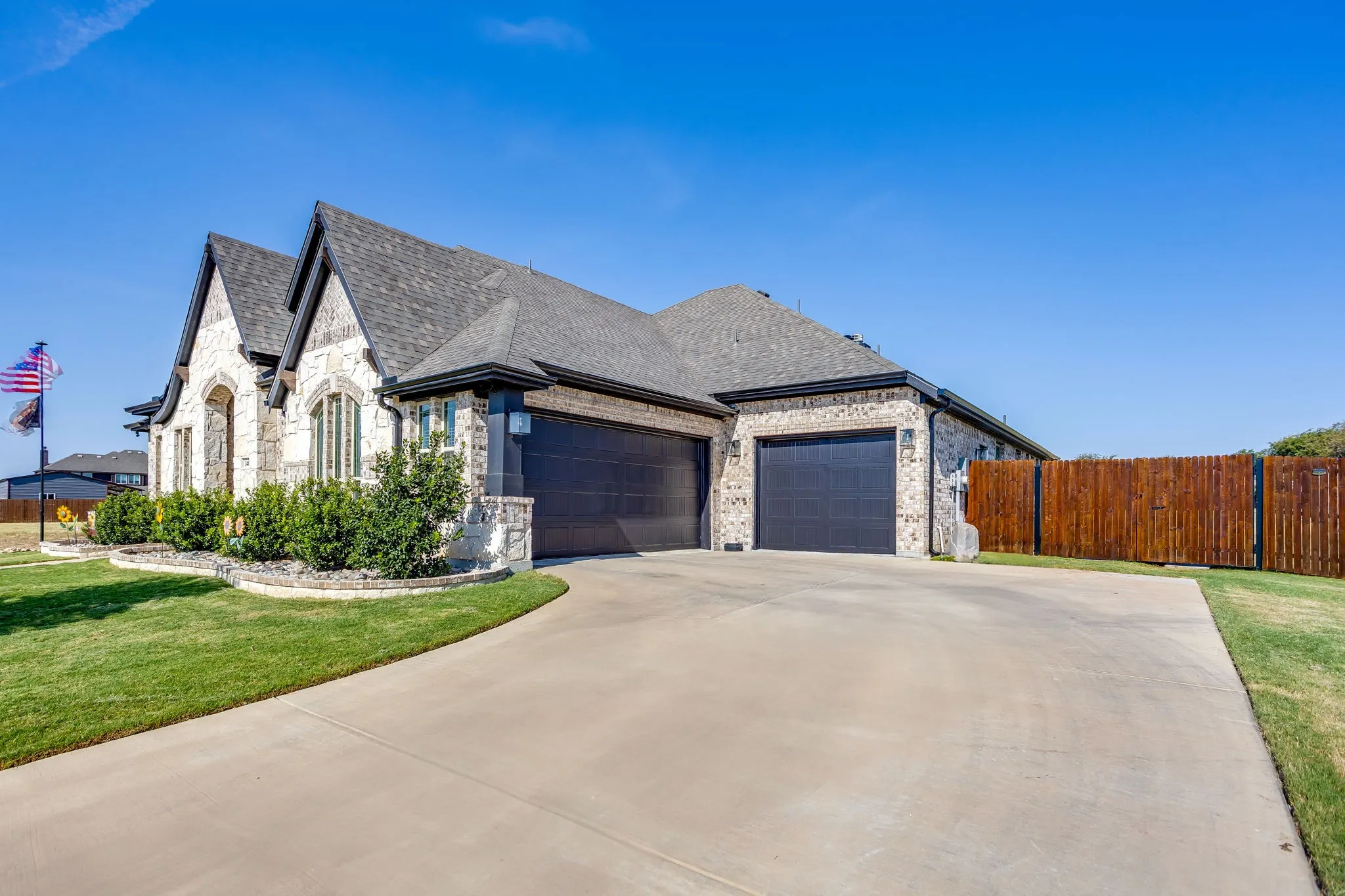 3-car garage