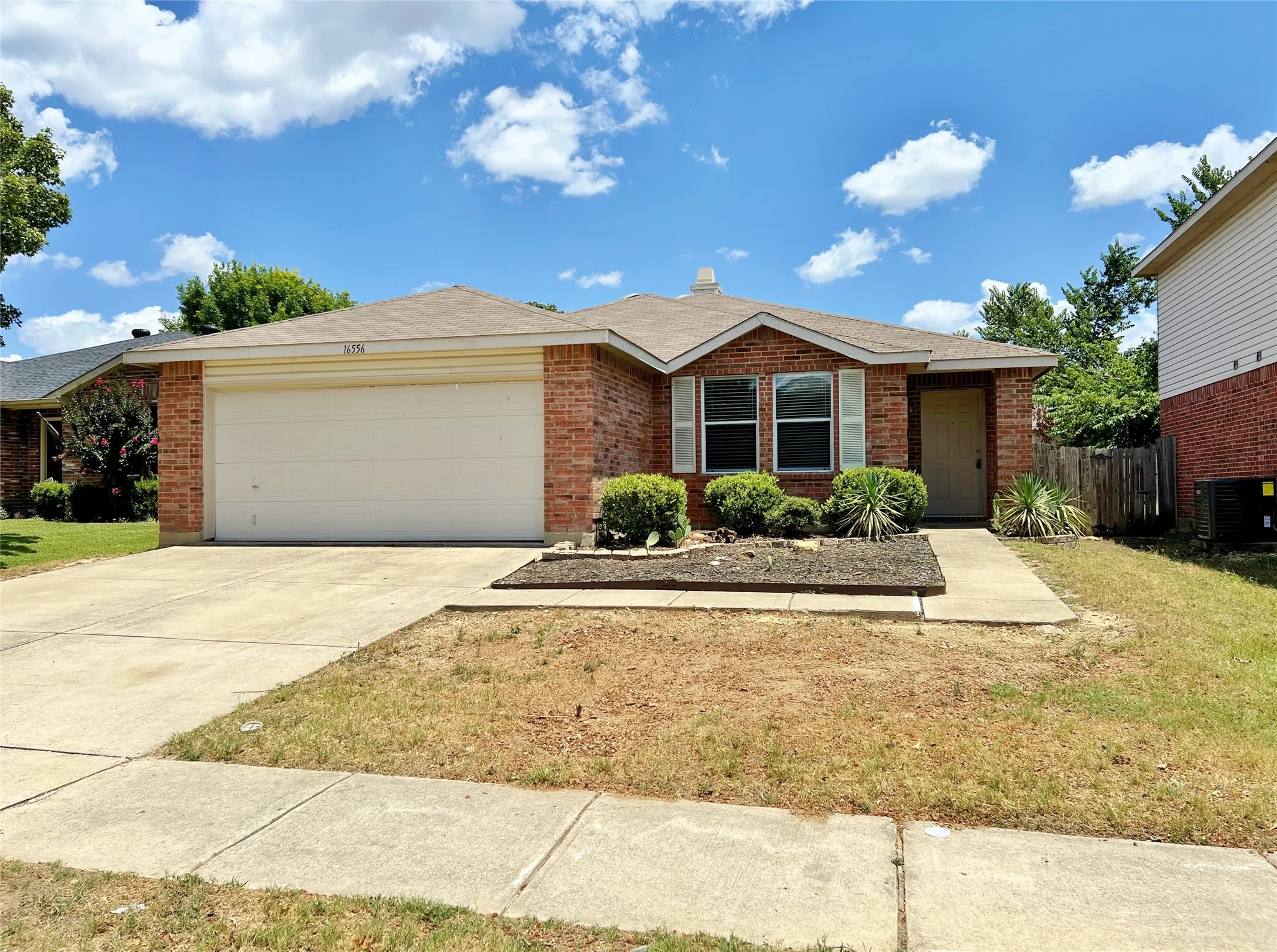 Single Family Residence For Rent in Denton County , 16556 Jasmine Springs Drive, Fort Worth, Texas 76247, 3 Bedroom, 2 Bathroom, 2 Garage spaces, 1,507 Sqft, built in 2005, mls#21368680, Real Estate Agent in Fort Worth, Homes For Rent in Denton county, Homes For Rent in Fort Worth, Realtor in Fort Worth Texas, Real Estate Brokerage Independent Realty Texas, Luminita Cordes Realtor