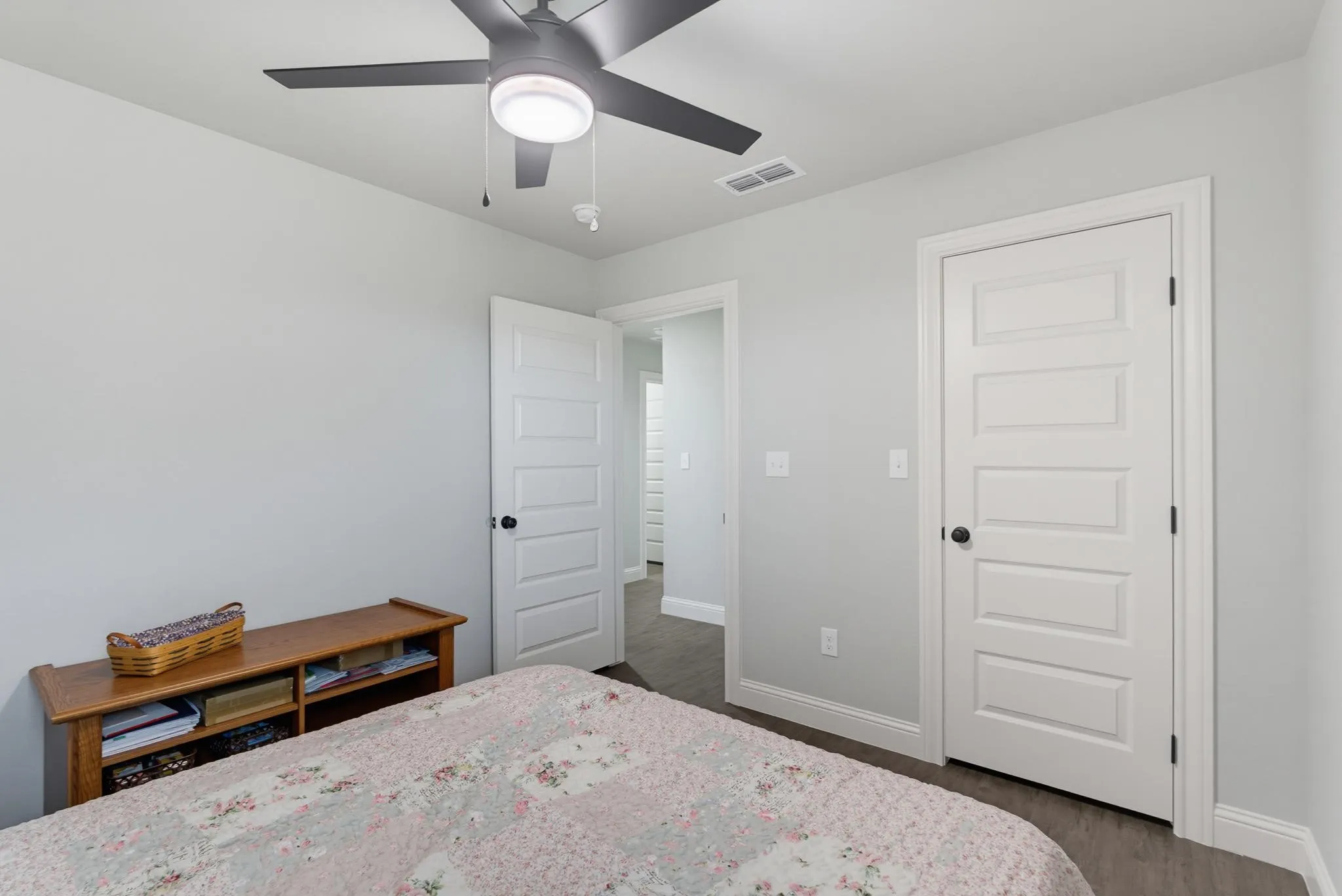 Representative finishes only; furnishings not included.