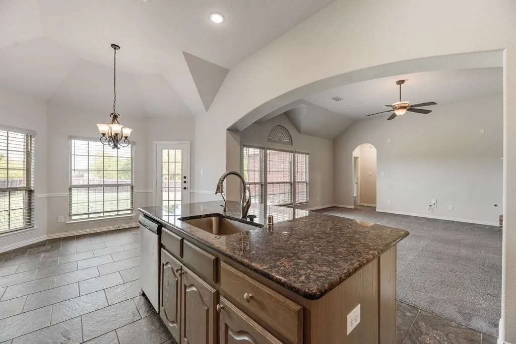 Single Family Residence For Rent in Kaufman County , 1232 Cirrus Court, Forney, Texas 75126, 4 Bedroom, 3 Bathroom, 3 Garage spaces, 2,468 Sqft, built in 2018, mls#21368335, Real Estate Agent in Forney, Homes For Rent in Kaufman county, Homes For Rent in Forney, Realtor in Forney Texas, Real Estate Brokerage Independent Realty Texas, Luminita Cordes Realtor