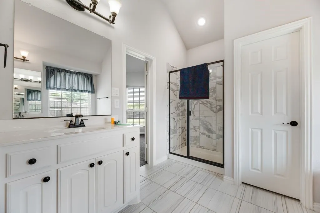 Single Family Residence For Rent in Kaufman County , 1232 Cirrus Court, Forney, Texas 75126, 4 Bedroom, 3 Bathroom, 3 Garage spaces, 2,468 Sqft, built in 2018, mls#21368335, Real Estate Agent in Forney, Homes For Rent in Kaufman county, Homes For Rent in Forney, Realtor in Forney Texas, Real Estate Brokerage Independent Realty Texas, Luminita Cordes Realtor