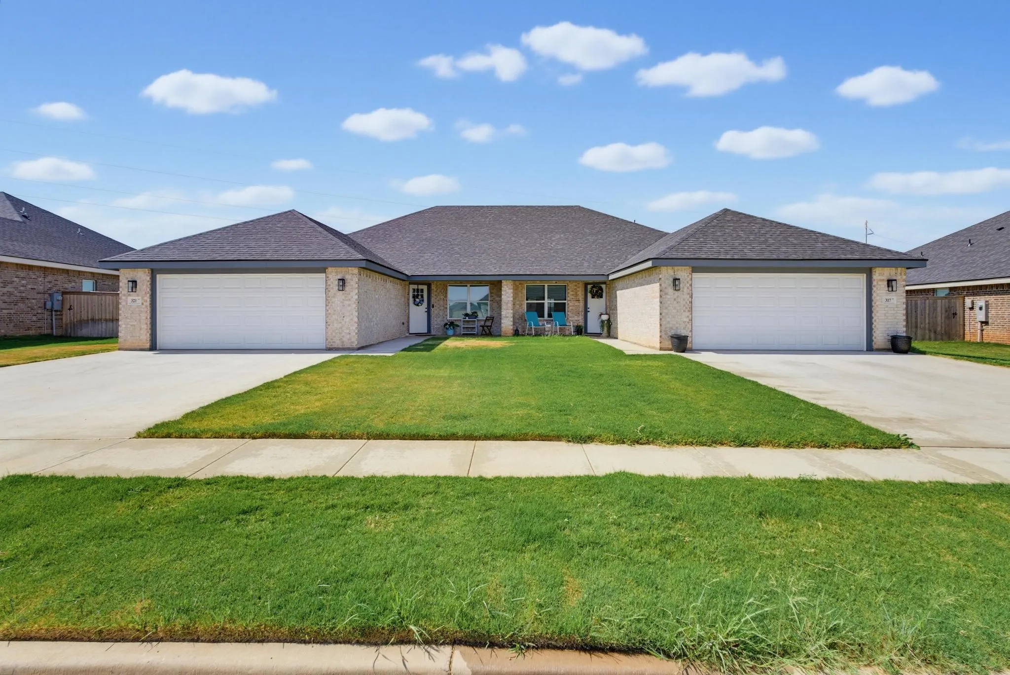 Townhouse For Sale in Taylor County , 333 / 337 Woodstock Lane, Abilene, Texas 79602, 6 Bedroom, 4 Bathroom, 4 Garage spaces, 2,858 Sqft, built in 2025, mls#21368411, Real Estate Agent in Abilene, Homes For Sale in Taylor county, Homes For Sale in Abilene, Realtor in Abilene Texas, Real Estate Brokerage Independent Realty Texas, Luminita Cordes Realtor