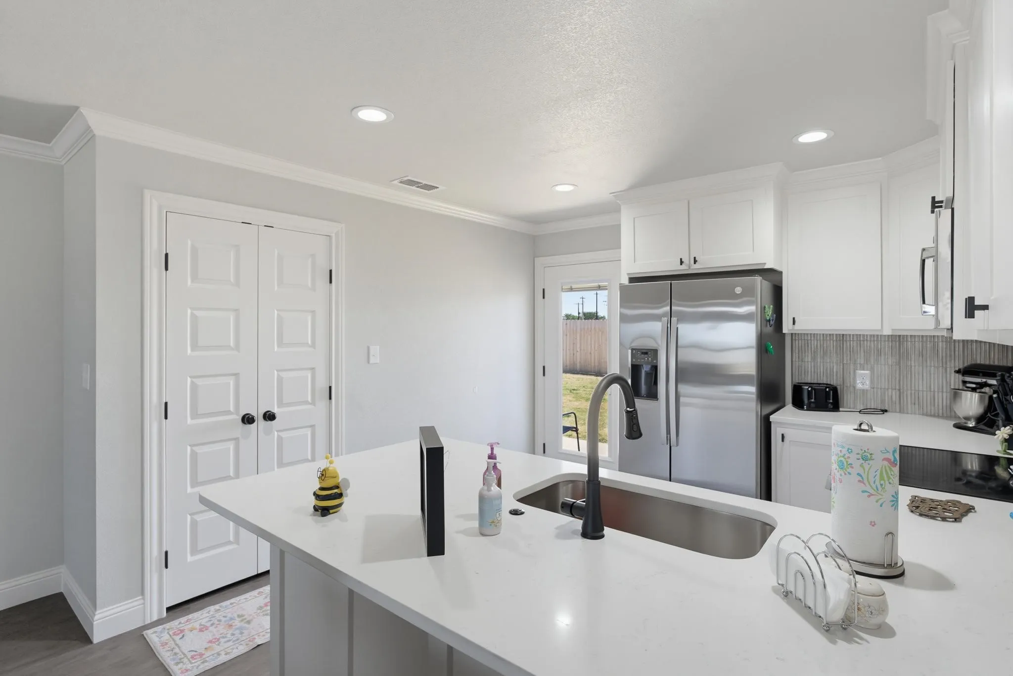 Representative finishes only; furnishings not included.