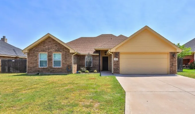 Single Family Residence For Rent in Taylor County , 3017 Legends Trail, Abilene, Texas 79601, 4 Bedroom, 2 Bathroom, 2 Garage spaces, 1,720 Sqft, built in 2015, mls#21368672, Real Estate Agent in Abilene, Homes For Rent in Taylor county, Homes For Rent in Abilene, Realtor in Abilene Texas, Real Estate Brokerage Independent Realty Texas, Luminita Cordes Realtor