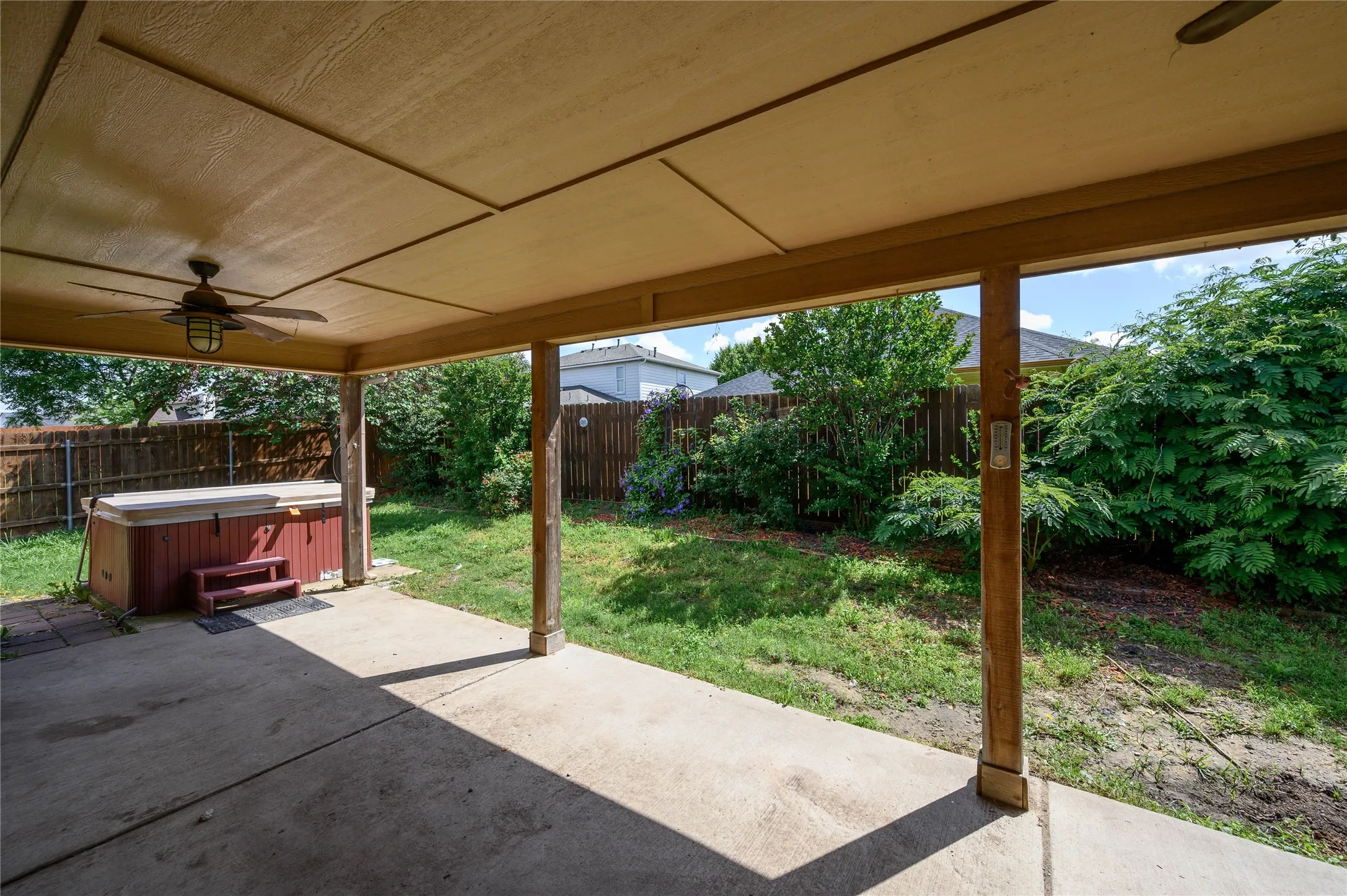 Single Family Residence For Sale in Grayson County , 1443 Teal, Sherman, Texas 75092, 3 Bedroom, 2 Bathroom, 2 Garage spaces, 1,886 Sqft, built in 2007, mls#21368693, Real Estate Agent in Sherman, Homes For Sale in Grayson county, Homes For Sale in Sherman, Realtor in Sherman Texas, Real Estate Brokerage Independent Realty Texas, Luminita Cordes Realtor