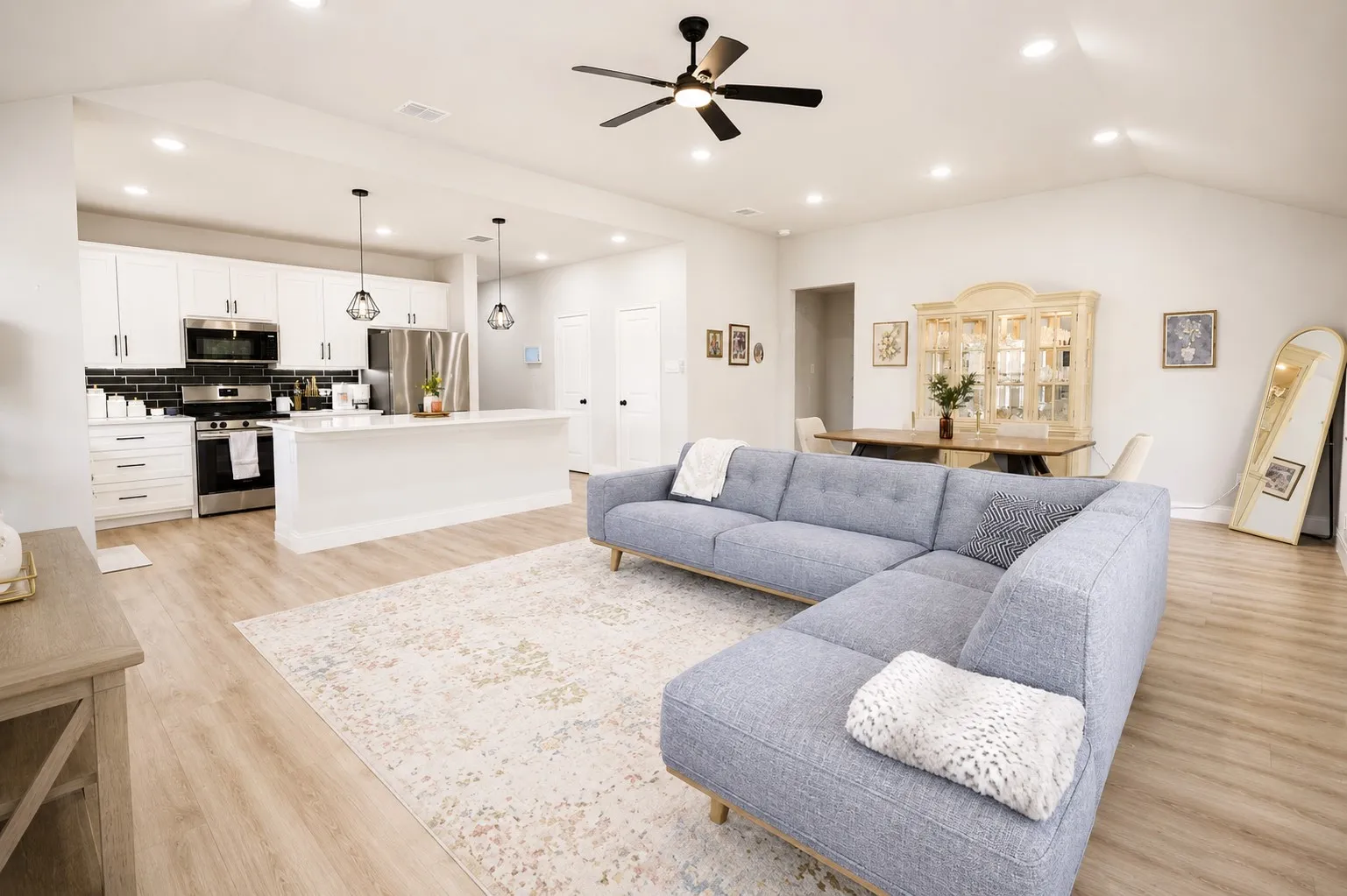 Single Family Residence For Sale in Hunt County , 1420 Marshall Street, Greenville, Texas 75401, 4 Bedroom, 2 Bathroom, 2 Garage spaces, 2,074 Sqft, built in 2024, mls#21368703, Real Estate Agent in Greenville, Homes For Sale in Hunt county, Homes For Sale in Greenville, Realtor in Greenville Texas, Real Estate Brokerage Independent Realty Texas, Luminita Cordes Realtor