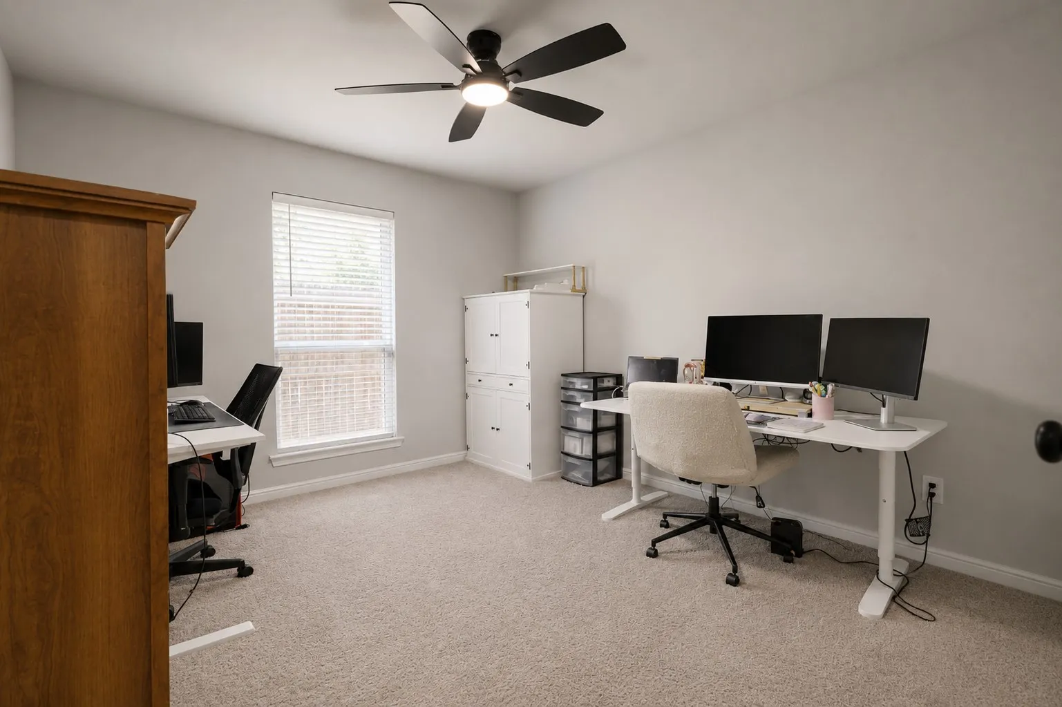 Single Family Residence For Sale in Hunt County , 1420 Marshall Street, Greenville, Texas 75401, 4 Bedroom, 2 Bathroom, 2 Garage spaces, 2,074 Sqft, built in 2024, mls#21368703, Real Estate Agent in Greenville, Homes For Sale in Hunt county, Homes For Sale in Greenville, Realtor in Greenville Texas, Real Estate Brokerage Independent Realty Texas, Luminita Cordes Realtor