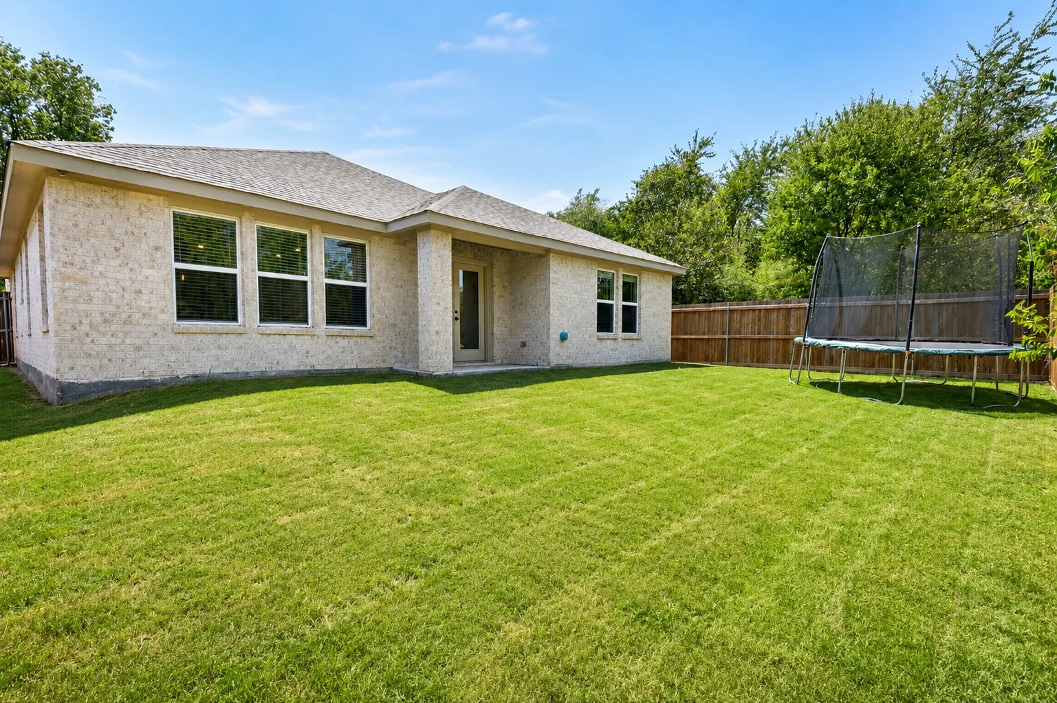 Single Family Residence For Sale in Hunt County , 1420 Marshall Street, Greenville, Texas 75401, 4 Bedroom, 2 Bathroom, 2 Garage spaces, 2,074 Sqft, built in 2024, mls#21368703, Real Estate Agent in Greenville, Homes For Sale in Hunt county, Homes For Sale in Greenville, Realtor in Greenville Texas, Real Estate Brokerage Independent Realty Texas, Luminita Cordes Realtor
