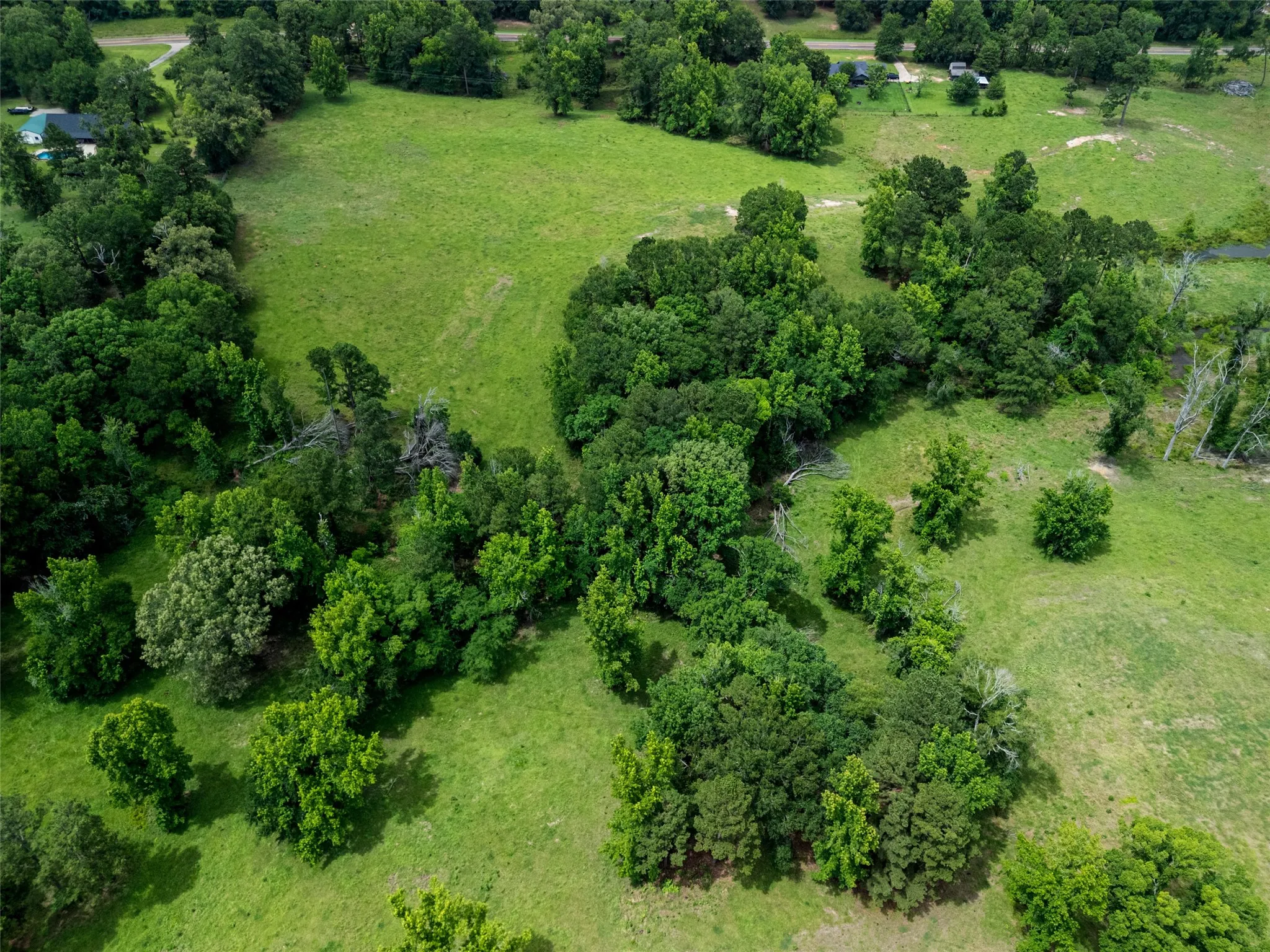 Single Family Residence For Sale in Upshur County , 9799 Fm 49, Big Sandy, Texas 75755, 3 Bedroom, 2 Bathroom, 2 Garage spaces, 2,626 Sqft, built in 1970, mls#21368072, Real Estate Agent in Big Sandy, Homes For Sale in Upshur county, Homes For Sale in Big Sandy, Realtor in Big Sandy Texas, Real Estate Brokerage Independent Realty Texas, Luminita Cordes Realtor