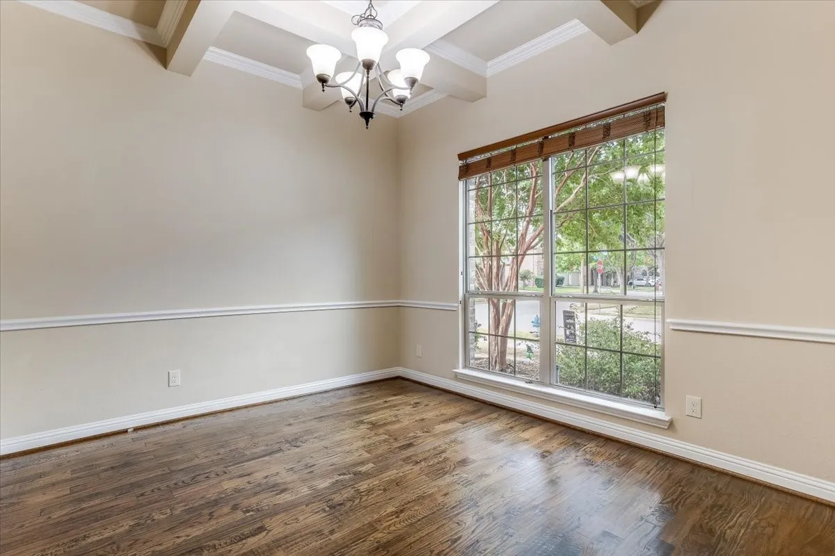 Single Family Residence For Sale in Denton County , 4125 Bonita Avenue, Denton, Texas 76210, 4 Bedroom, 2 Bathroom, 2 Garage spaces, 2,178 Sqft, built in 2016, mls#21360287, Real Estate Agent in Denton, Homes For Sale in Denton county, Homes For Sale in Denton, Realtor in Denton Texas, Real Estate Brokerage Independent Realty Texas, Luminita Cordes Realtor