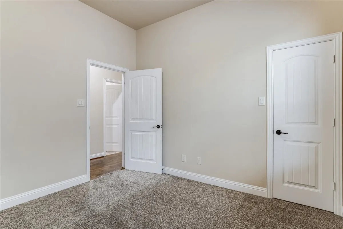 Single Family Residence For Sale in Denton County , 4125 Bonita Avenue, Denton, Texas 76210, 4 Bedroom, 2 Bathroom, 2 Garage spaces, 2,178 Sqft, built in 2016, mls#21360287, Real Estate Agent in Denton, Homes For Sale in Denton county, Homes For Sale in Denton, Realtor in Denton Texas, Real Estate Brokerage Independent Realty Texas, Luminita Cordes Realtor