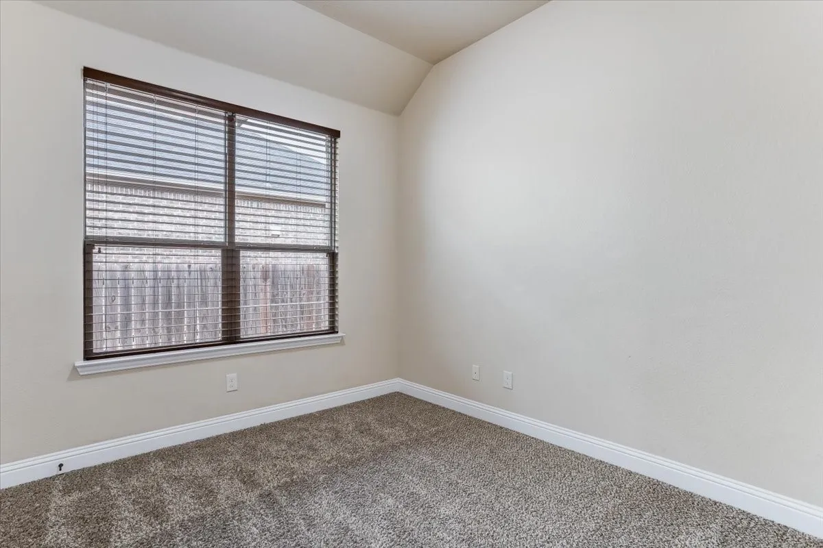 Single Family Residence For Sale in Denton County , 4125 Bonita Avenue, Denton, Texas 76210, 4 Bedroom, 2 Bathroom, 2 Garage spaces, 2,178 Sqft, built in 2016, mls#21360287, Real Estate Agent in Denton, Homes For Sale in Denton county, Homes For Sale in Denton, Realtor in Denton Texas, Real Estate Brokerage Independent Realty Texas, Luminita Cordes Realtor