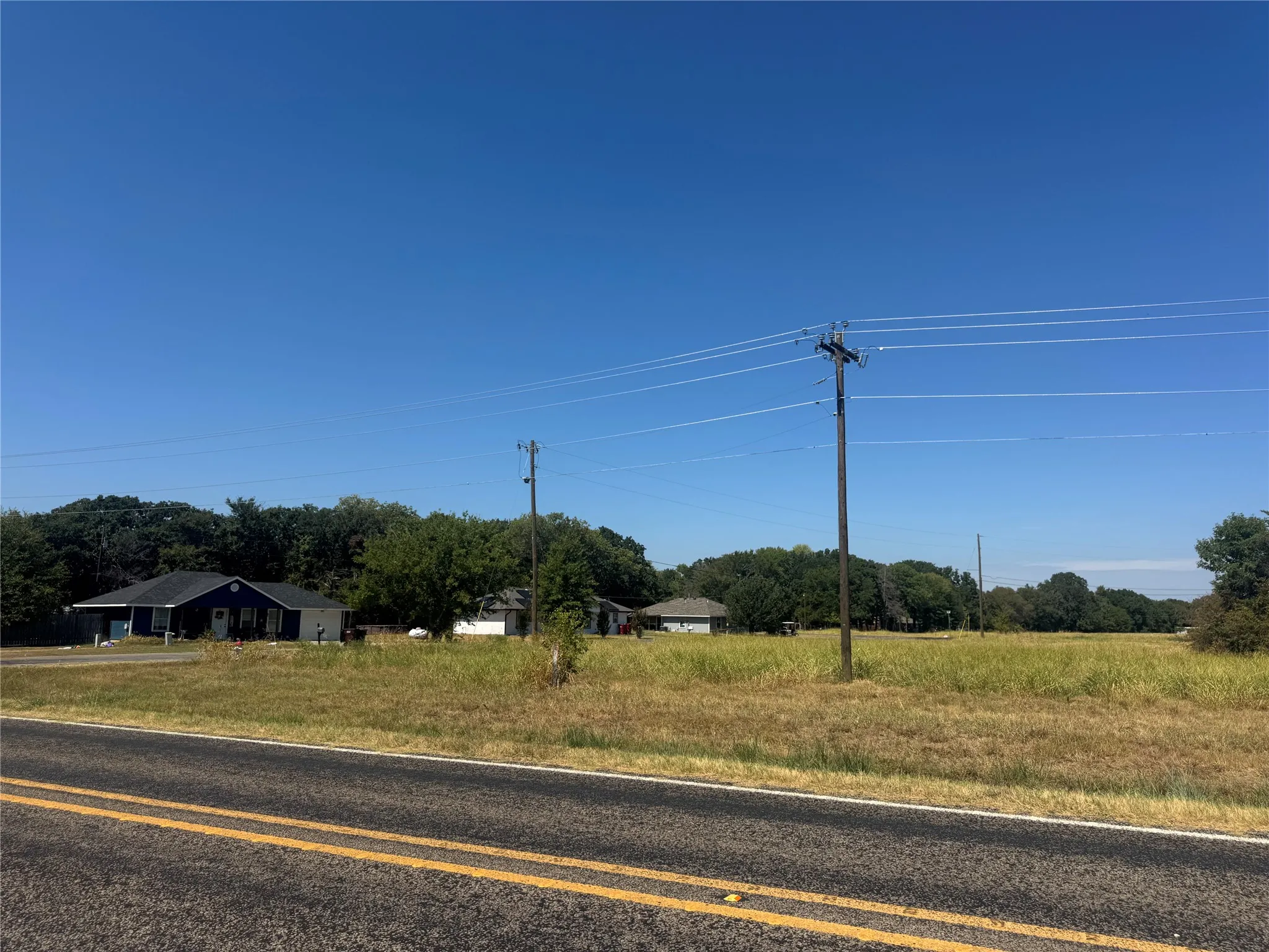 Unimproved Land For Sale in Fannin County , 3240 Recreational Road 3, Bonham, Texas 75418, 0, 0, Garage spaces, 0 Sqft, built in 0, mls#21362709, Real Estate Agent in Bonham, Homes For Sale in Fannin county, Homes For Sale in Bonham, Realtor in Bonham Texas, Real Estate Brokerage Independent Realty Texas, Luminita Cordes Realtor