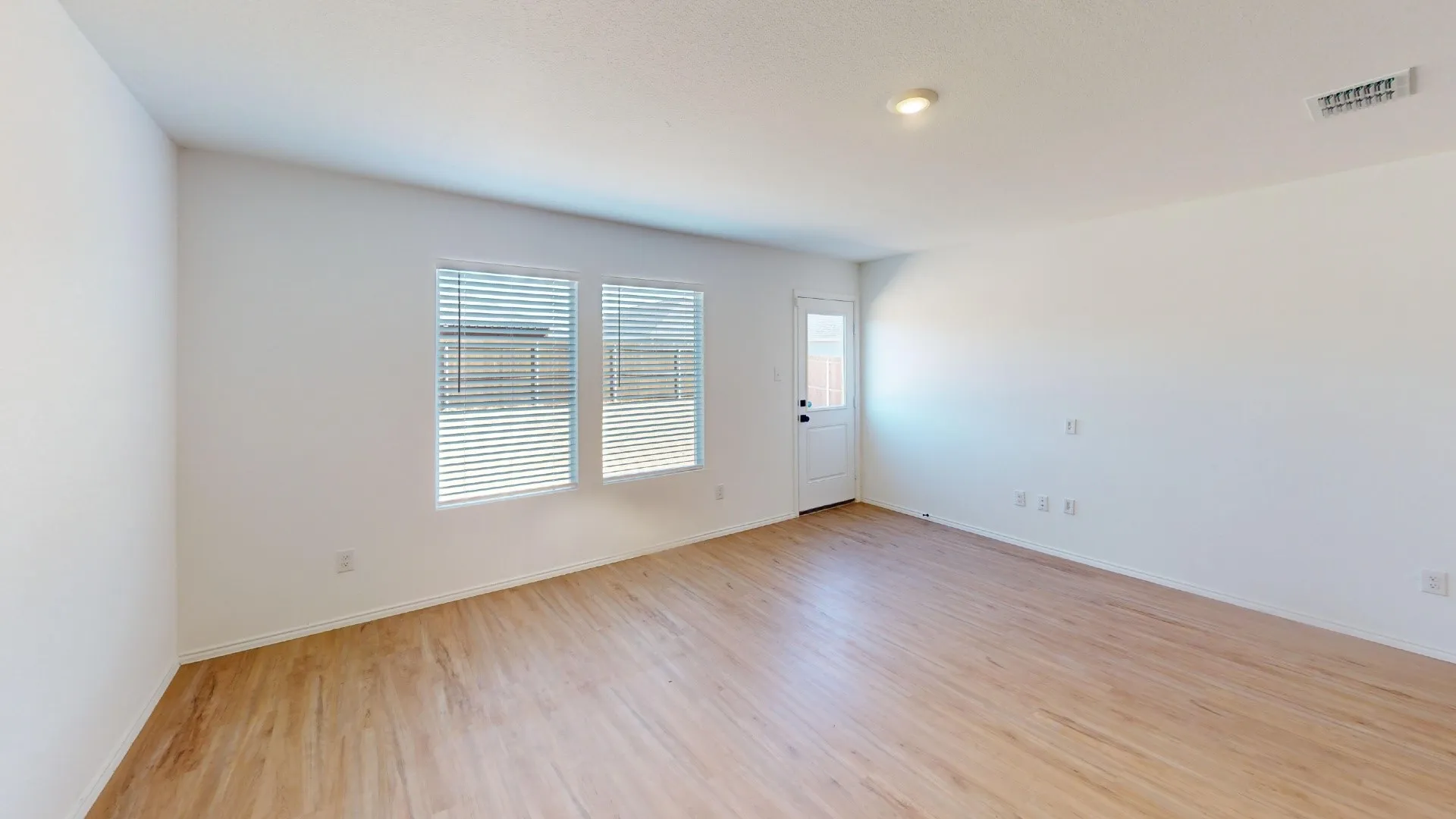 Single Family Residence For Rent in Collin County , 5821 Cherry Hollow Way, Princeton, Texas 75407, 3 Bedroom, 2 Bathroom, 2 Garage spaces, 1,479 Sqft, built in 2024, mls#21368713, Real Estate Agent in Princeton, Homes For Rent in Collin county, Homes For Rent in Princeton, Realtor in Princeton Texas, Real Estate Brokerage Independent Realty Texas, Luminita Cordes Realtor