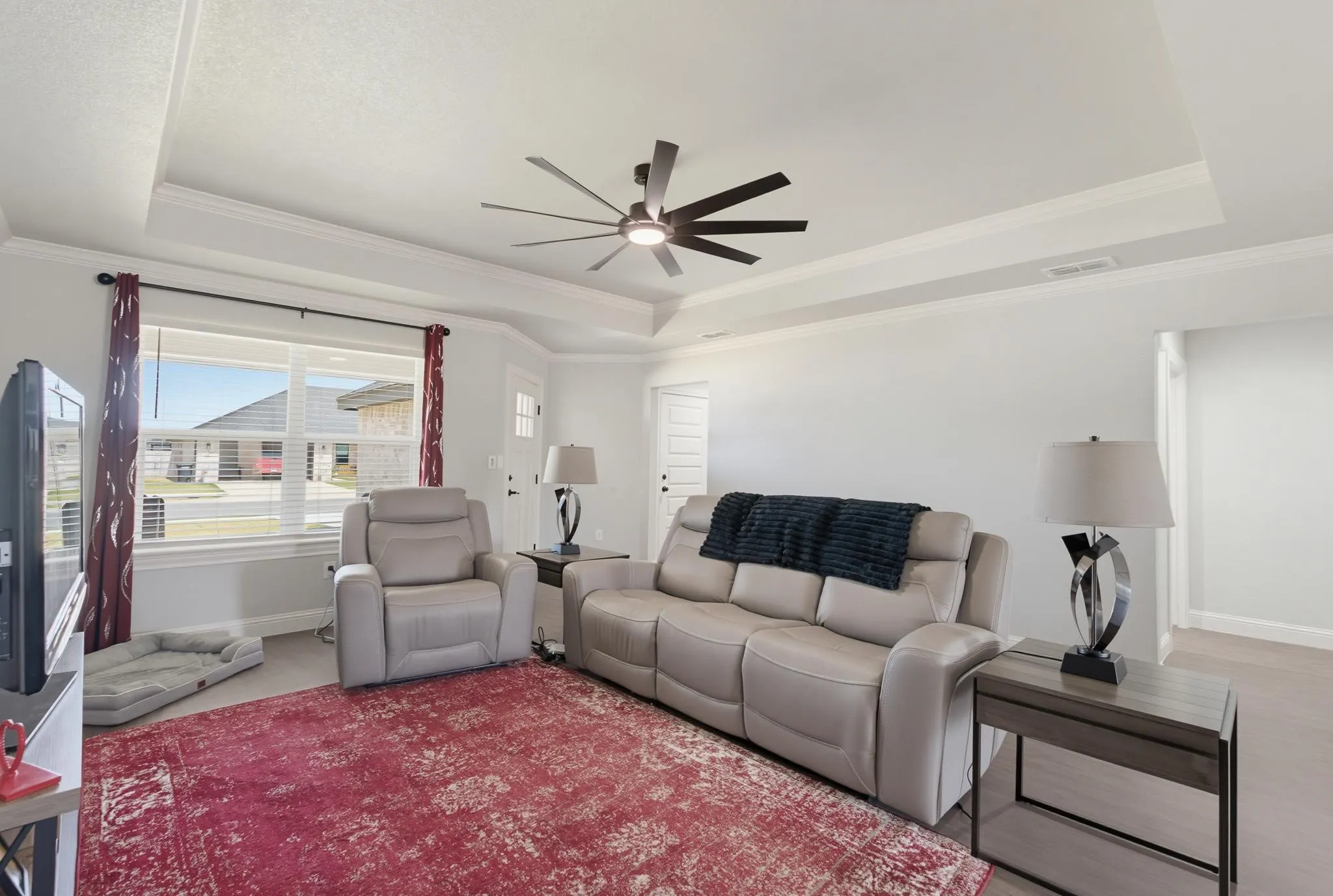 Representative finishes only; furnishings not included.