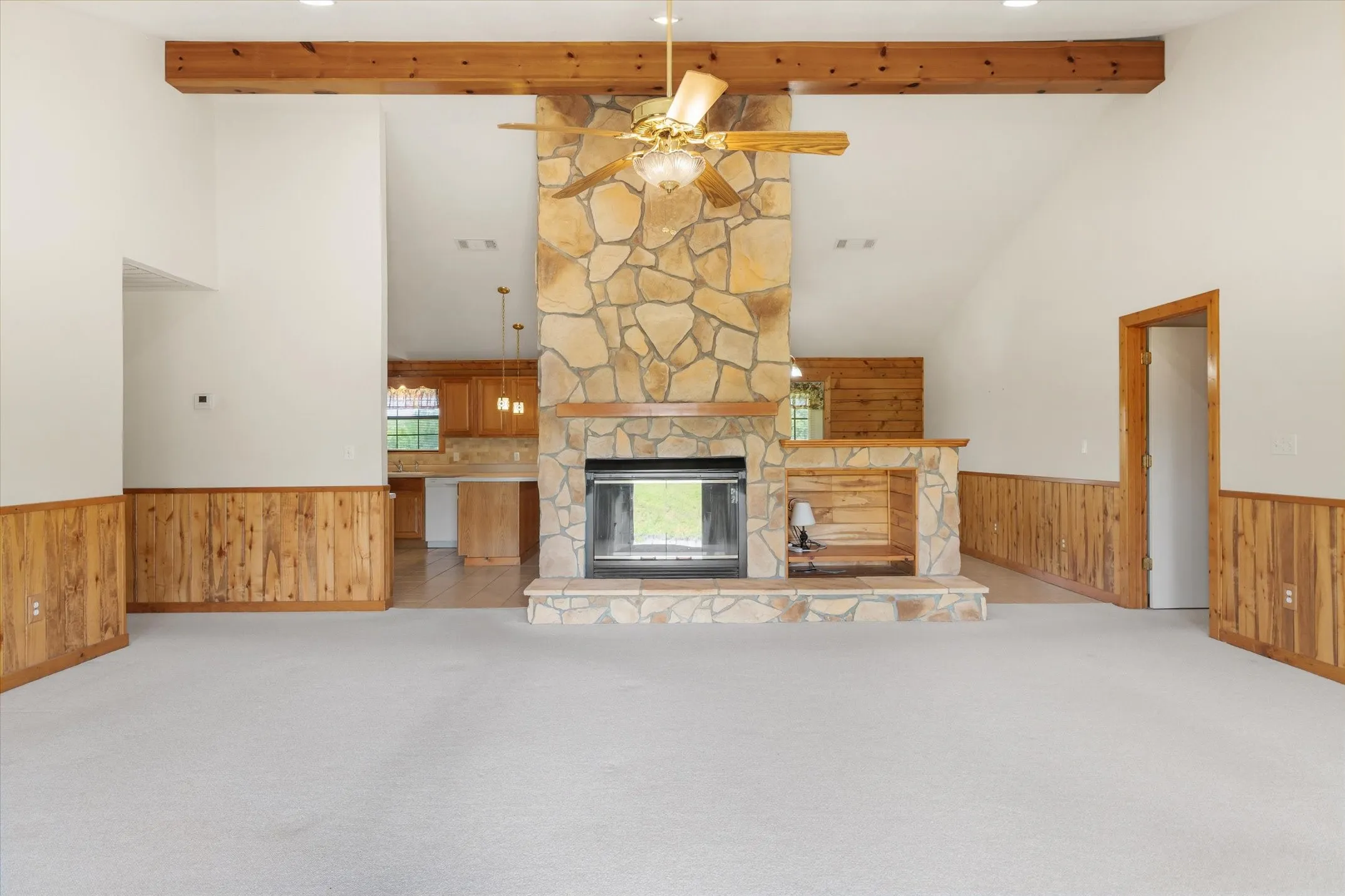 Single Family Residence For Sale in Van Zandt County , 9150 State Highway 198, Canton, Texas 75103, 2 Bedroom, 2 Bathroom, Garage spaces, 1,600 Sqft, built in 1999, mls#21368705, Real Estate Agent in Canton, Homes For Sale in Van Zandt county, Homes For Sale in Canton, Realtor in Canton Texas, Real Estate Brokerage Independent Realty Texas, Luminita Cordes Realtor