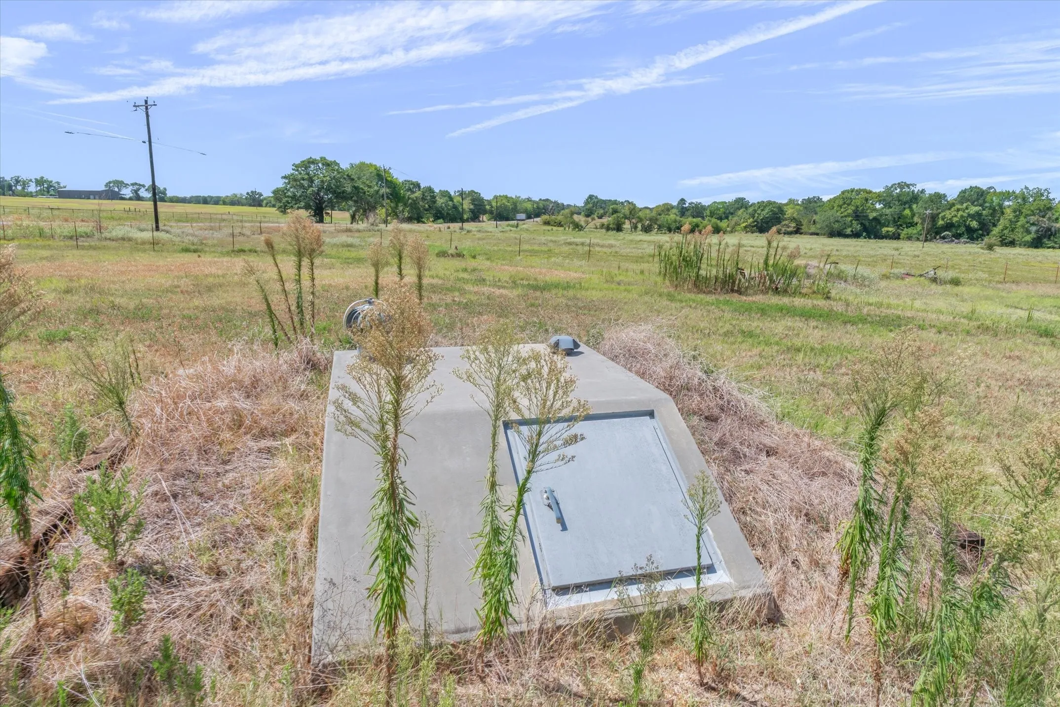 Single Family Residence For Sale in Van Zandt County , 9150 State Highway 198, Canton, Texas 75103, 2 Bedroom, 2 Bathroom, Garage spaces, 1,600 Sqft, built in 1999, mls#21368705, Real Estate Agent in Canton, Homes For Sale in Van Zandt county, Homes For Sale in Canton, Realtor in Canton Texas, Real Estate Brokerage Independent Realty Texas, Luminita Cordes Realtor