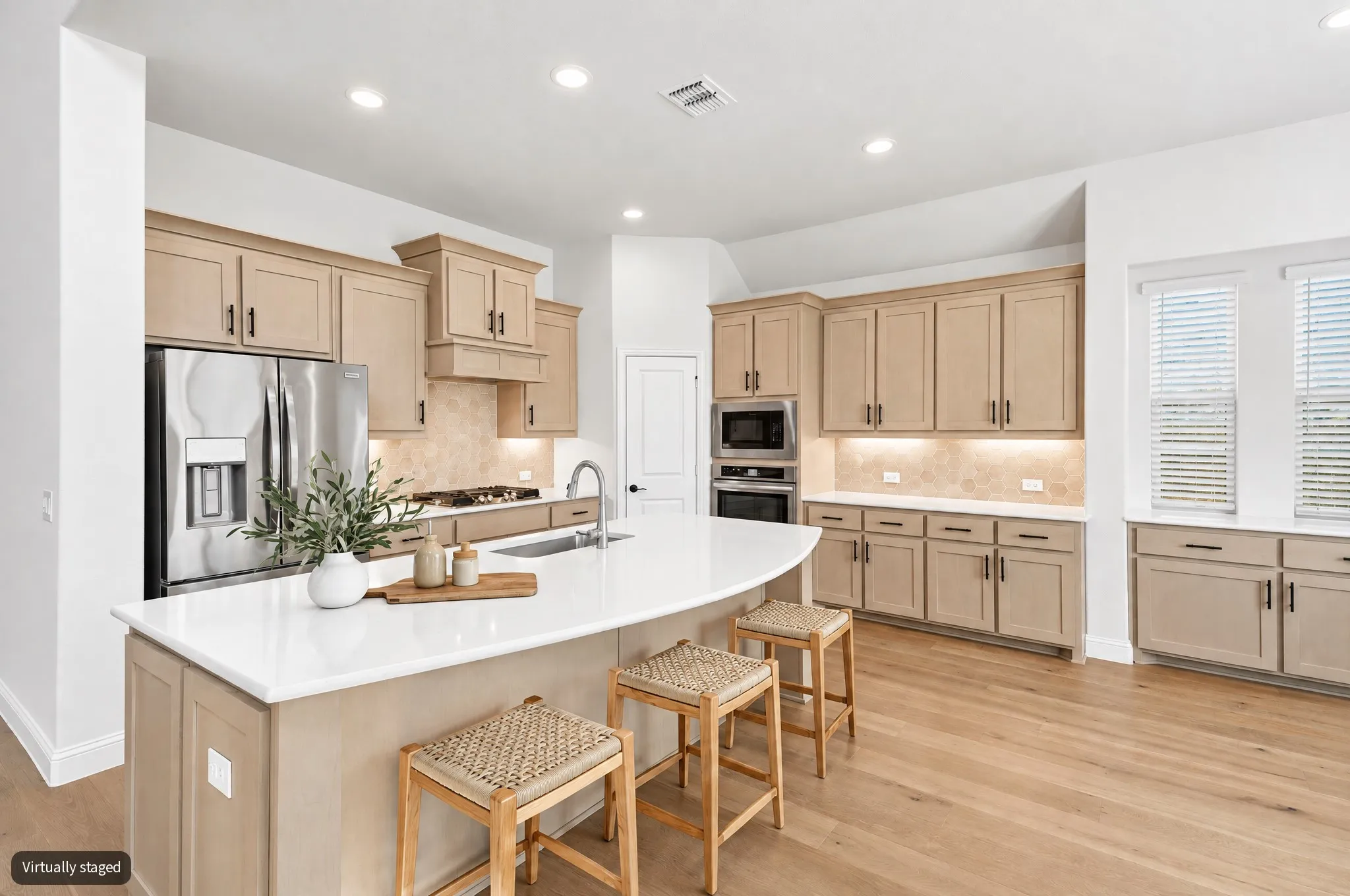 Single Family Residence For Sale in Denton County , 1003 Moss Grove Trail, Justin, Texas 76247, 4 Bedroom, 4 Bathroom, 3 Garage spaces, 3,741 Sqft, built in 2023, mls#21368647, Real Estate Agent in Justin, Homes For Sale in Denton county, Homes For Sale in Justin, Realtor in Justin Texas, Real Estate Brokerage Independent Realty Texas, Luminita Cordes Realtor