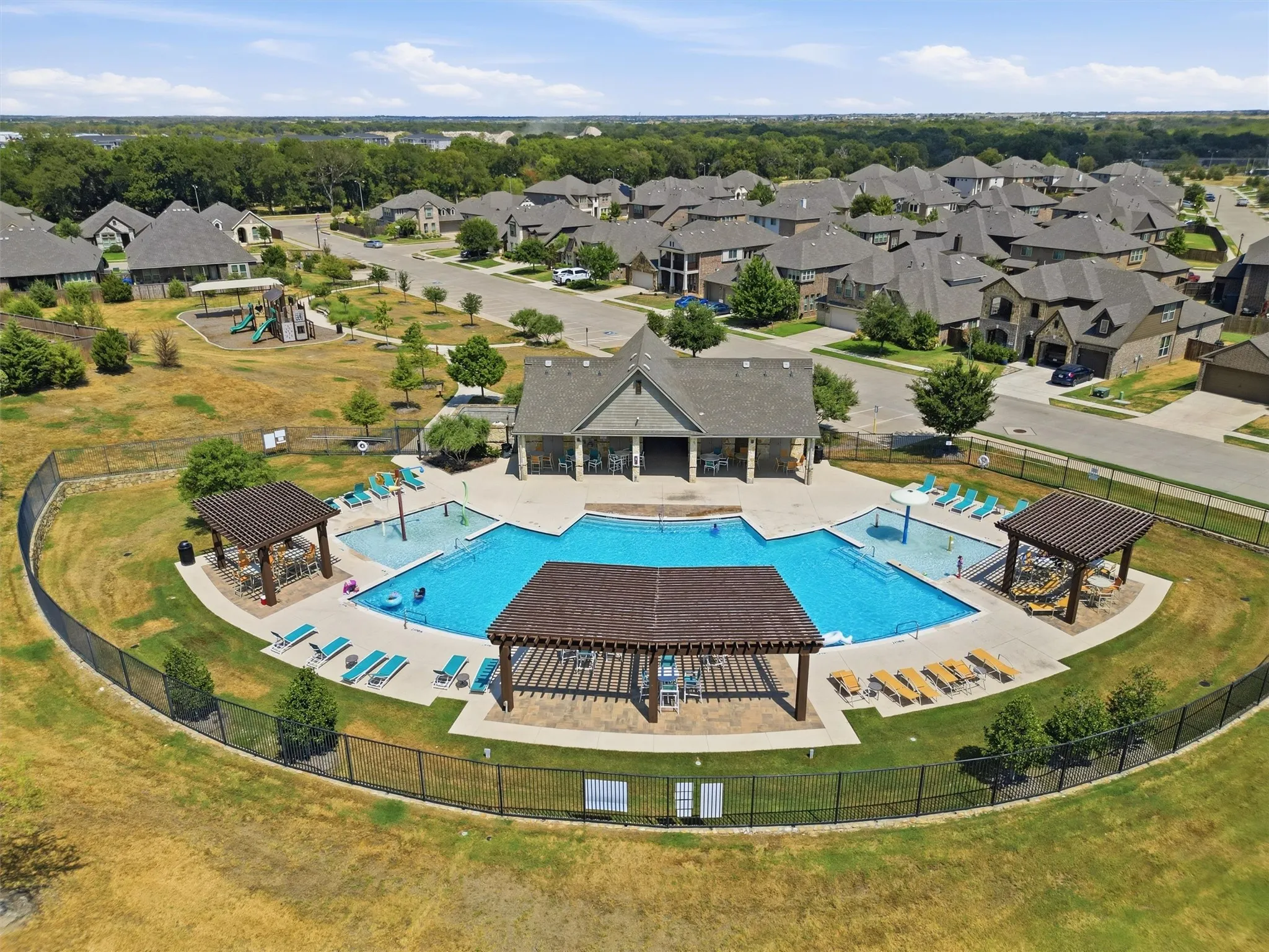 Single Family Residence For Sale in Denton County , 1003 Moss Grove Trail, Justin, Texas 76247, 4 Bedroom, 4 Bathroom, 3 Garage spaces, 3,741 Sqft, built in 2023, mls#21368647, Real Estate Agent in Justin, Homes For Sale in Denton county, Homes For Sale in Justin, Realtor in Justin Texas, Real Estate Brokerage Independent Realty Texas, Luminita Cordes Realtor